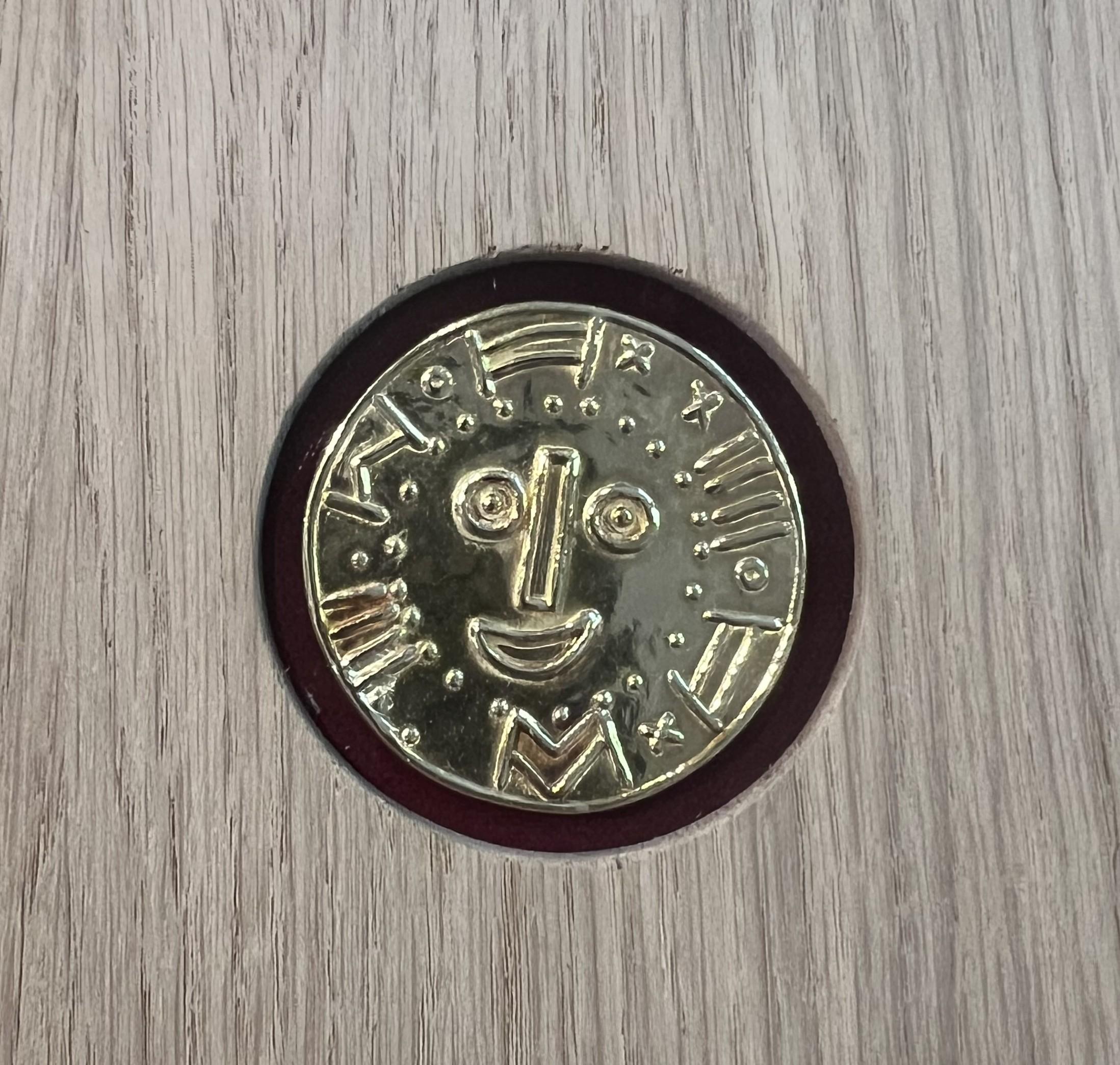 Pablo Picasso Abstract Sculpture - Gold Medallion, Abstract Face 11/20