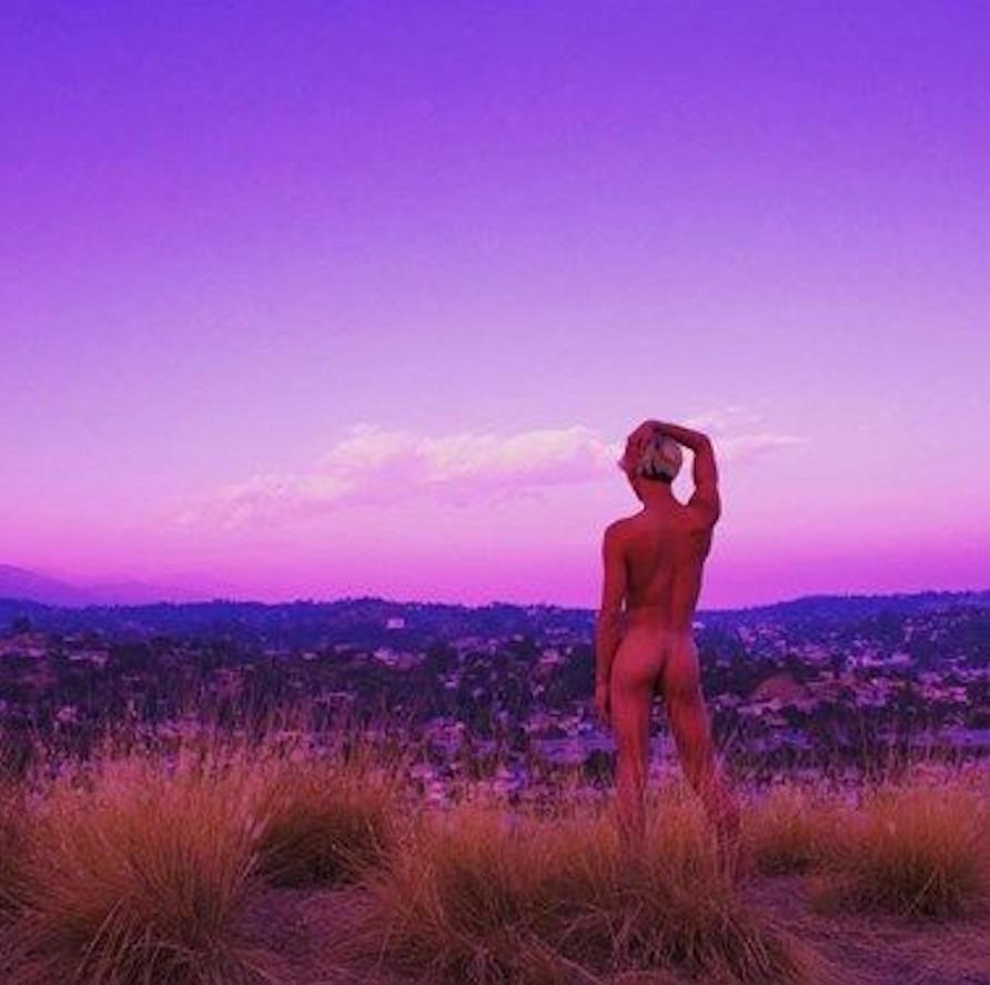 Rosa – Photograph von Johnny Naked