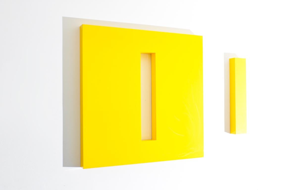  Lori Cozen-Geller Abstract Sculpture - Escape (yellow)