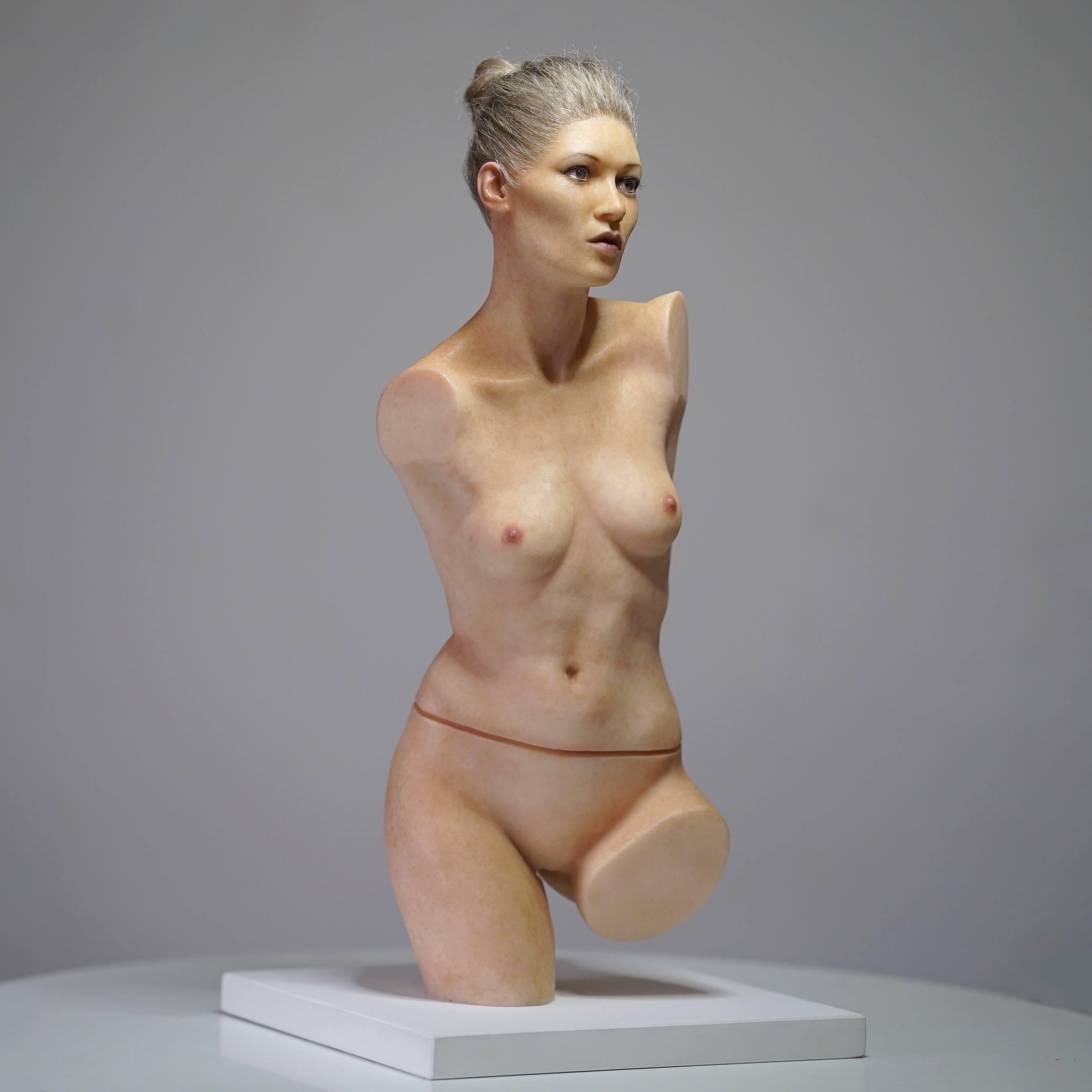 ASPENCROW Nude Sculpture - MILF , 21st century, modern, sculpture, silicone, Kate Moss , urban art