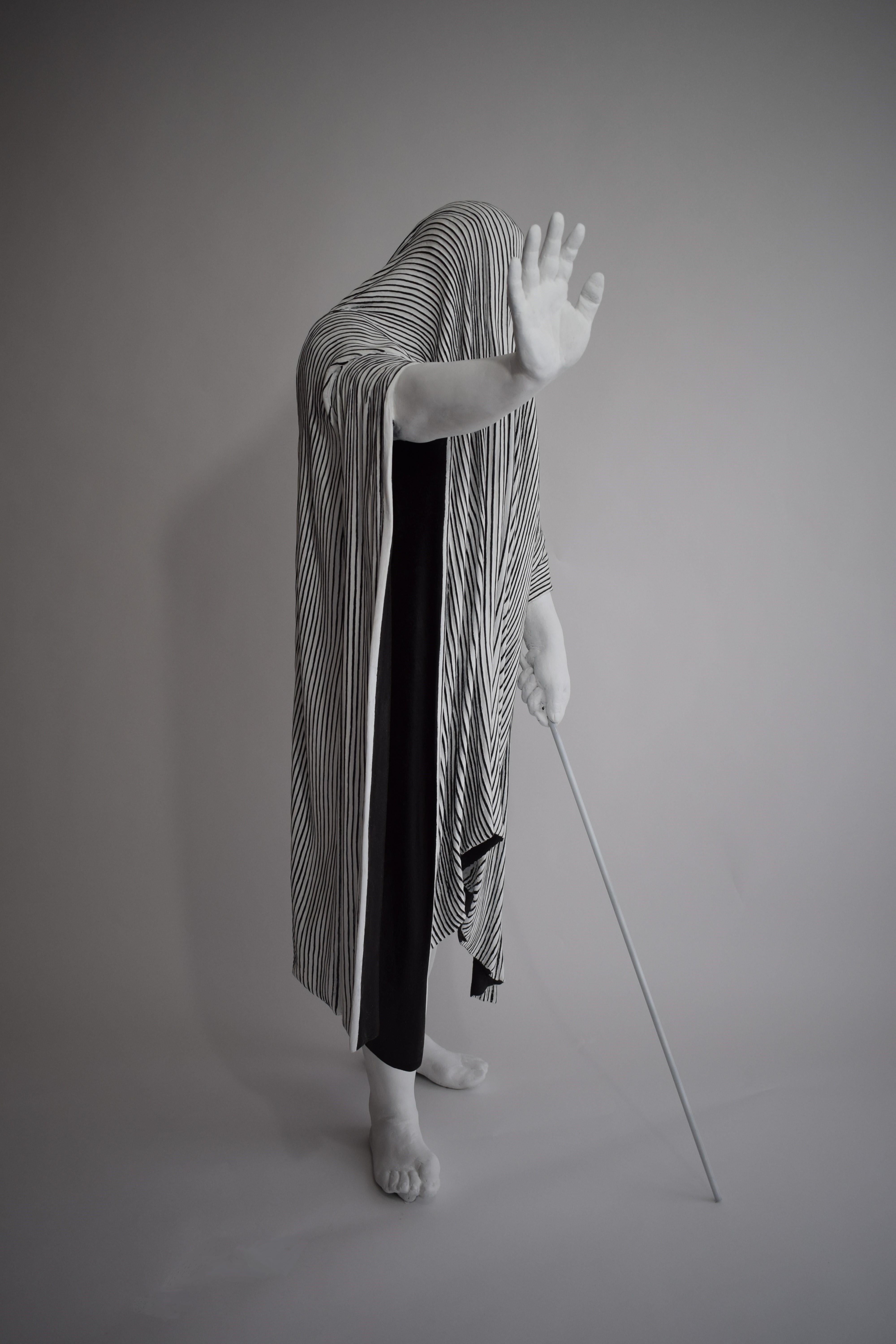 Michael Kucera Figurative Sculpture - Trust, 21st century, modern, blanket, sculpture, resin, fibreglass