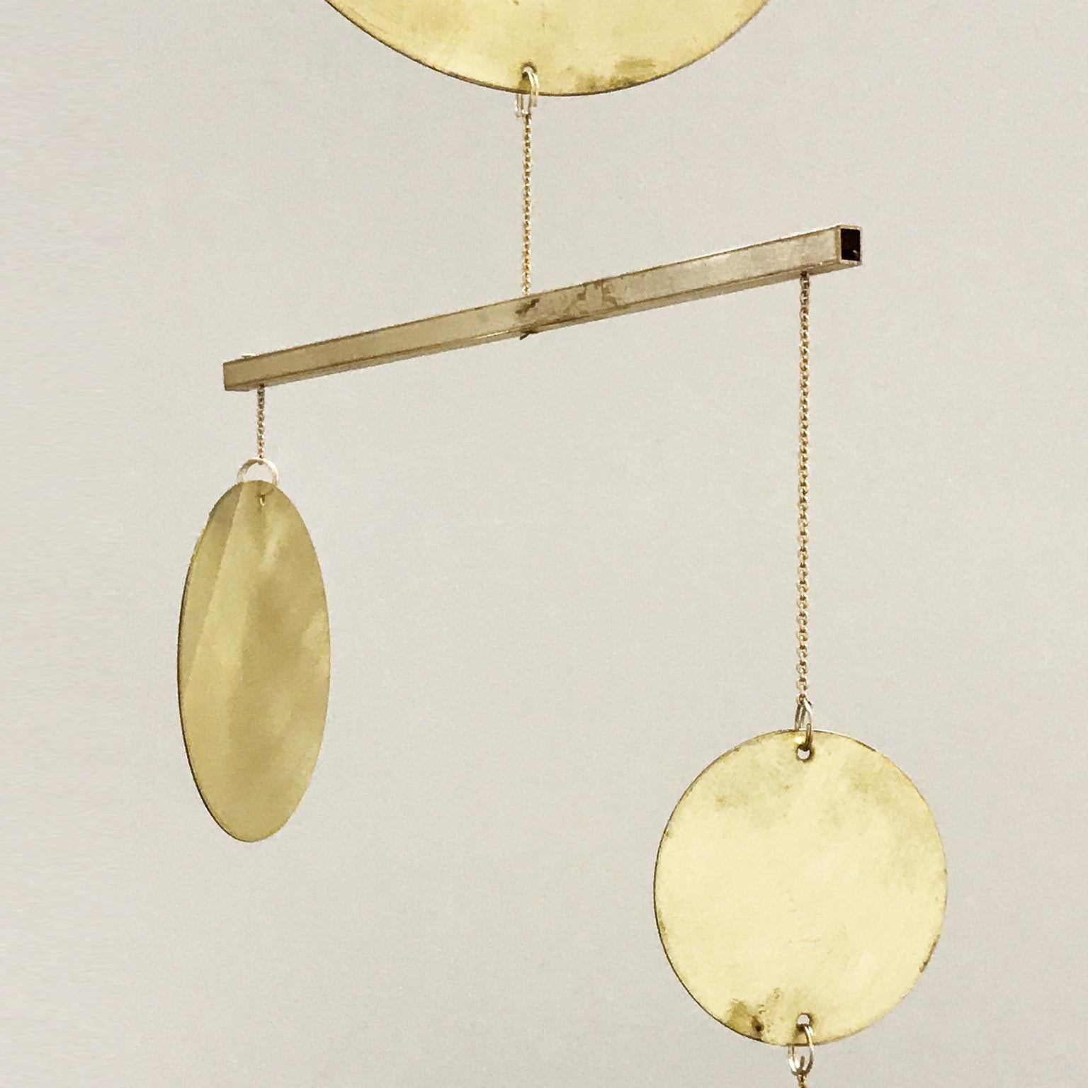 Mobile 12 by Corie Humble. Brass and acrylic contemporary kinetic sculpture.  For Sale 2