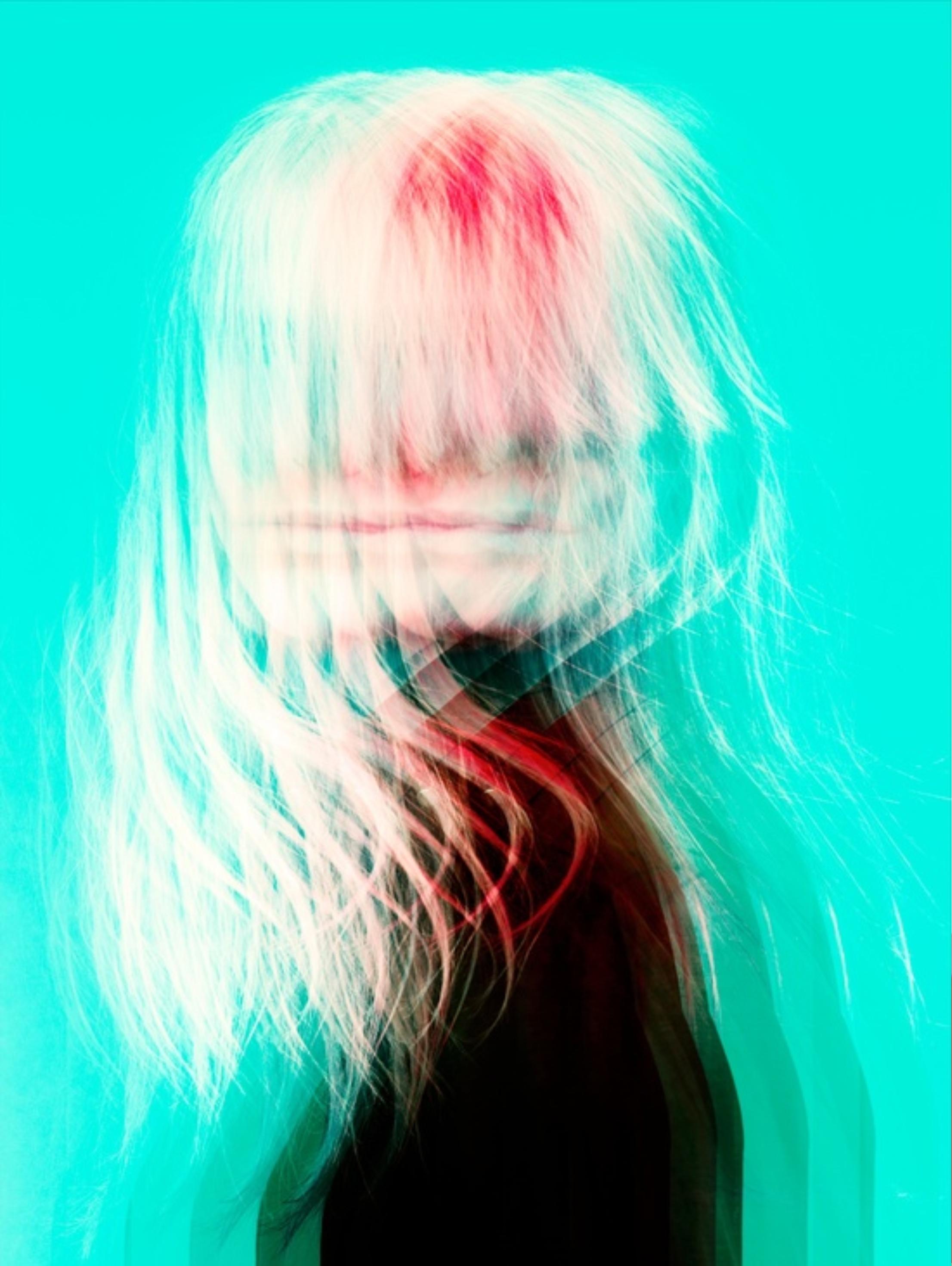 TURQUOIS FACE by top great Californian talent photographer; Trevor Mansfield
21st century fine art modern photography portrait Acrylic&Dibond.
Museum quality pigment print in XL size (79x59 Inch), limited editions 5.
Fine-Art Pigment Print on the