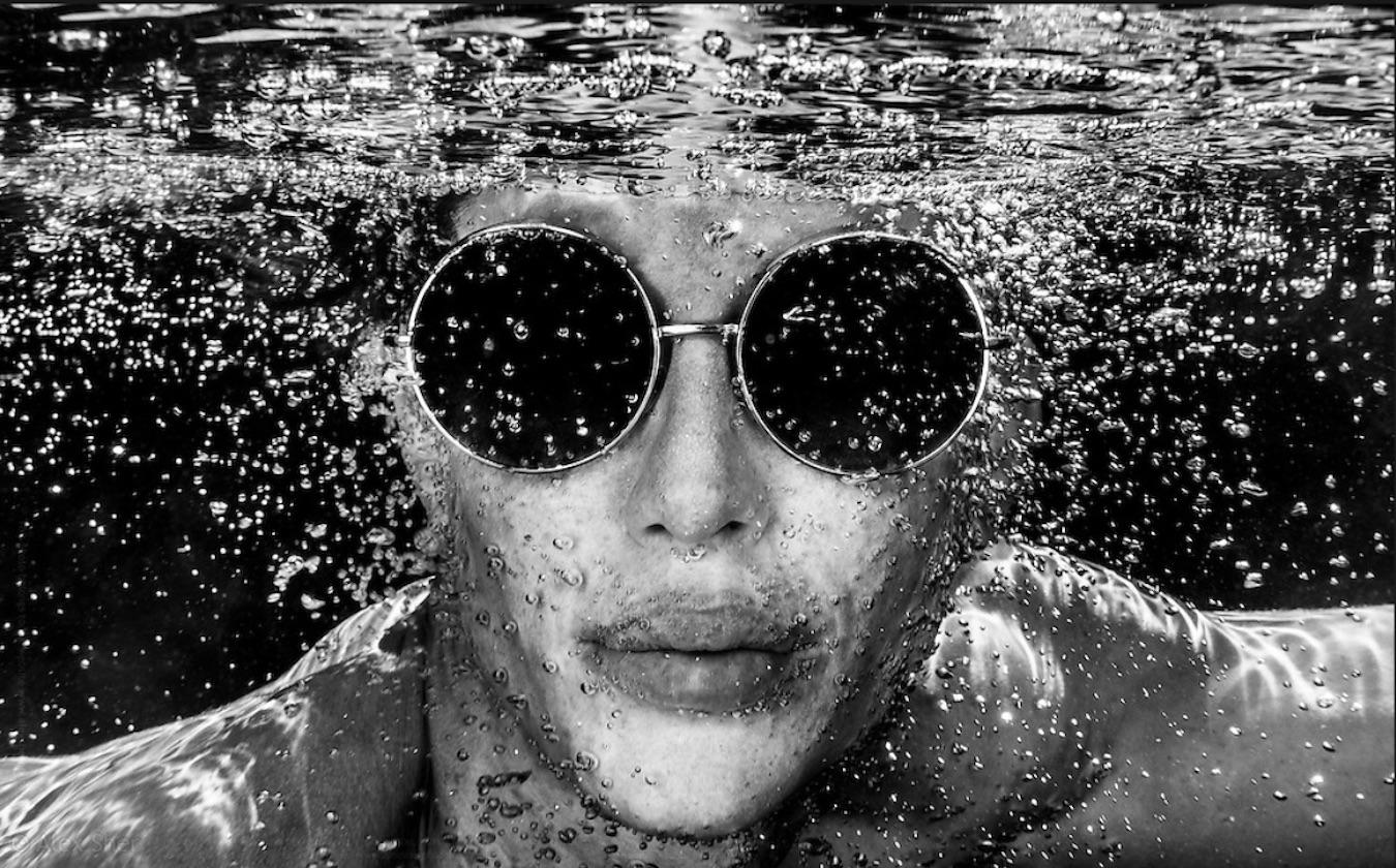 "Rounds" by Alex Sher 

Digital print on fine art paper.
Metallic finishing.
Edition of 100
Numbered and signed by the artist. 

* * * Ships in a tube * * *

Alex Sher is a Los Angeles based fine art photographer, originally from Ukraine where he