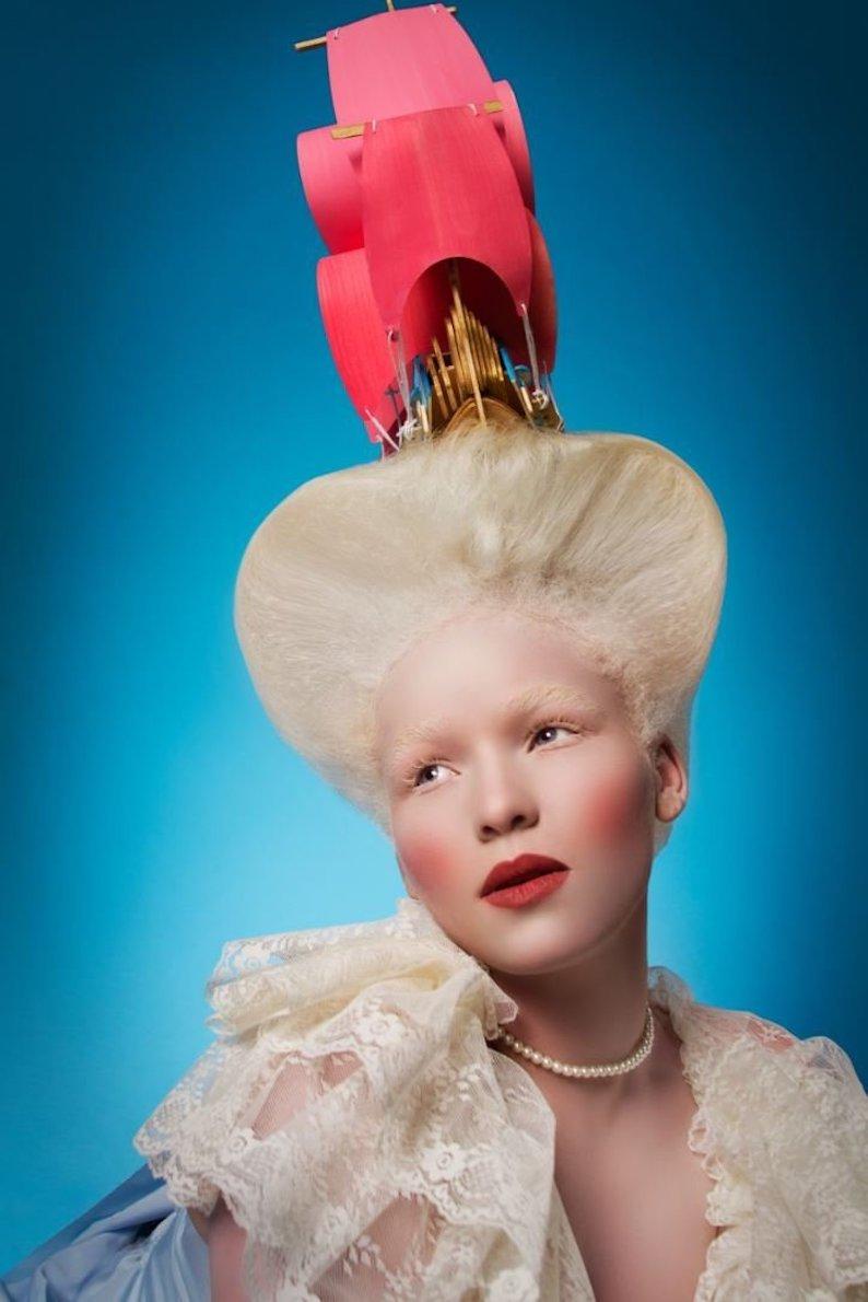Original-Kunstdruck "Fashion Marie Antoinette" vonija Pashuta
