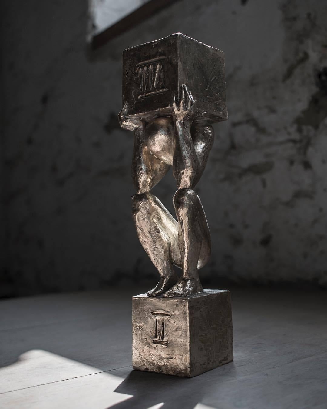 Atlas №2 Bronze sculpture Edition of 5 by Sergii Shaulis  4