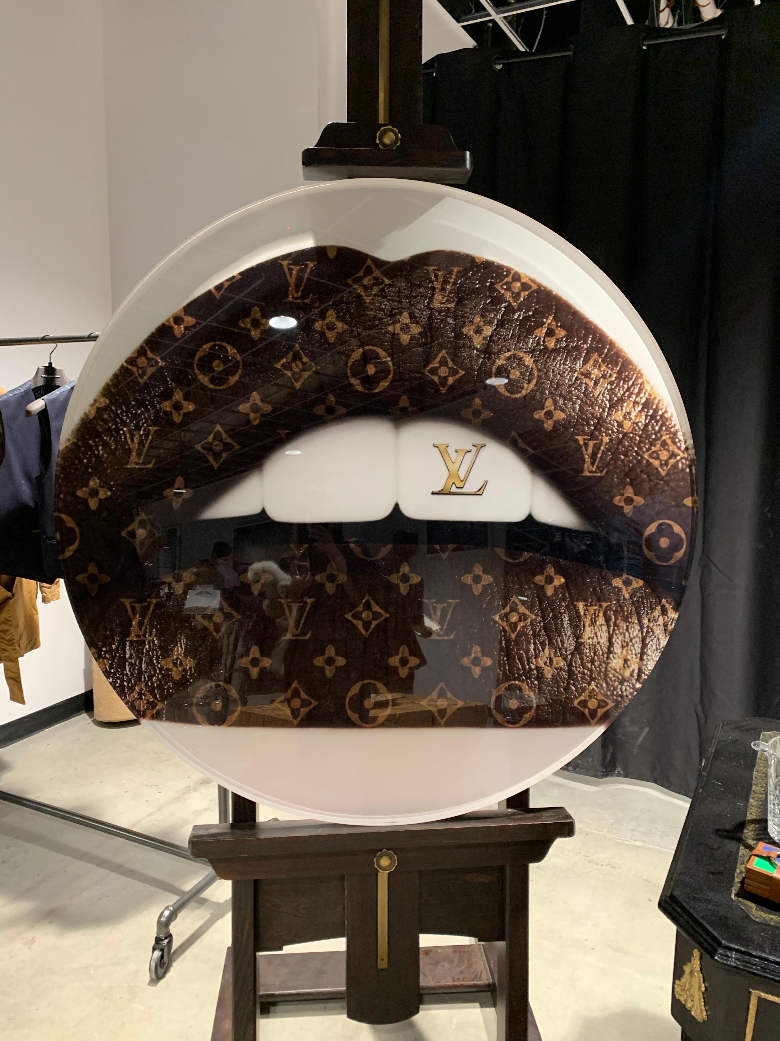 Louis Vuitton XL Lips
50