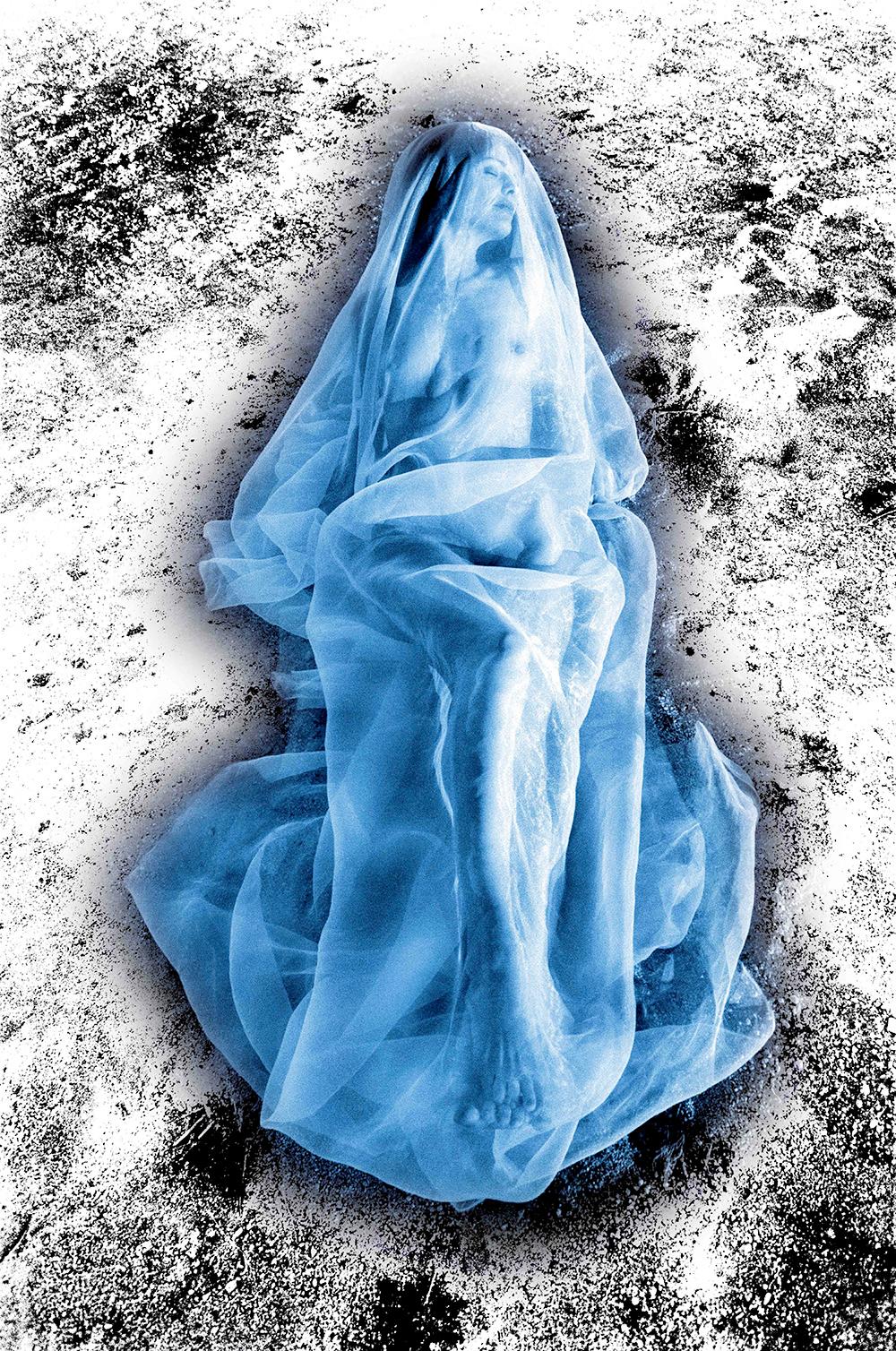 "Serie Envuelta Sin Título nº 10" Fotografía 42x28 en Edición 1/10 de Robert Mack