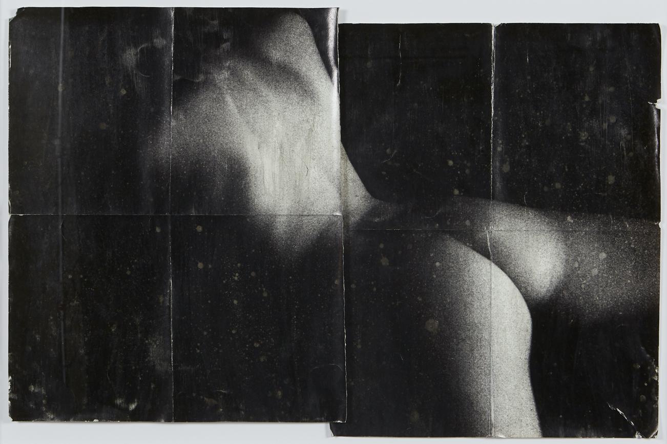 „Untitled: Centerfold“ (FRAMED) Kunstfotografie ohne Titel 29"x35" Zoll 1/1 von Ben Cope