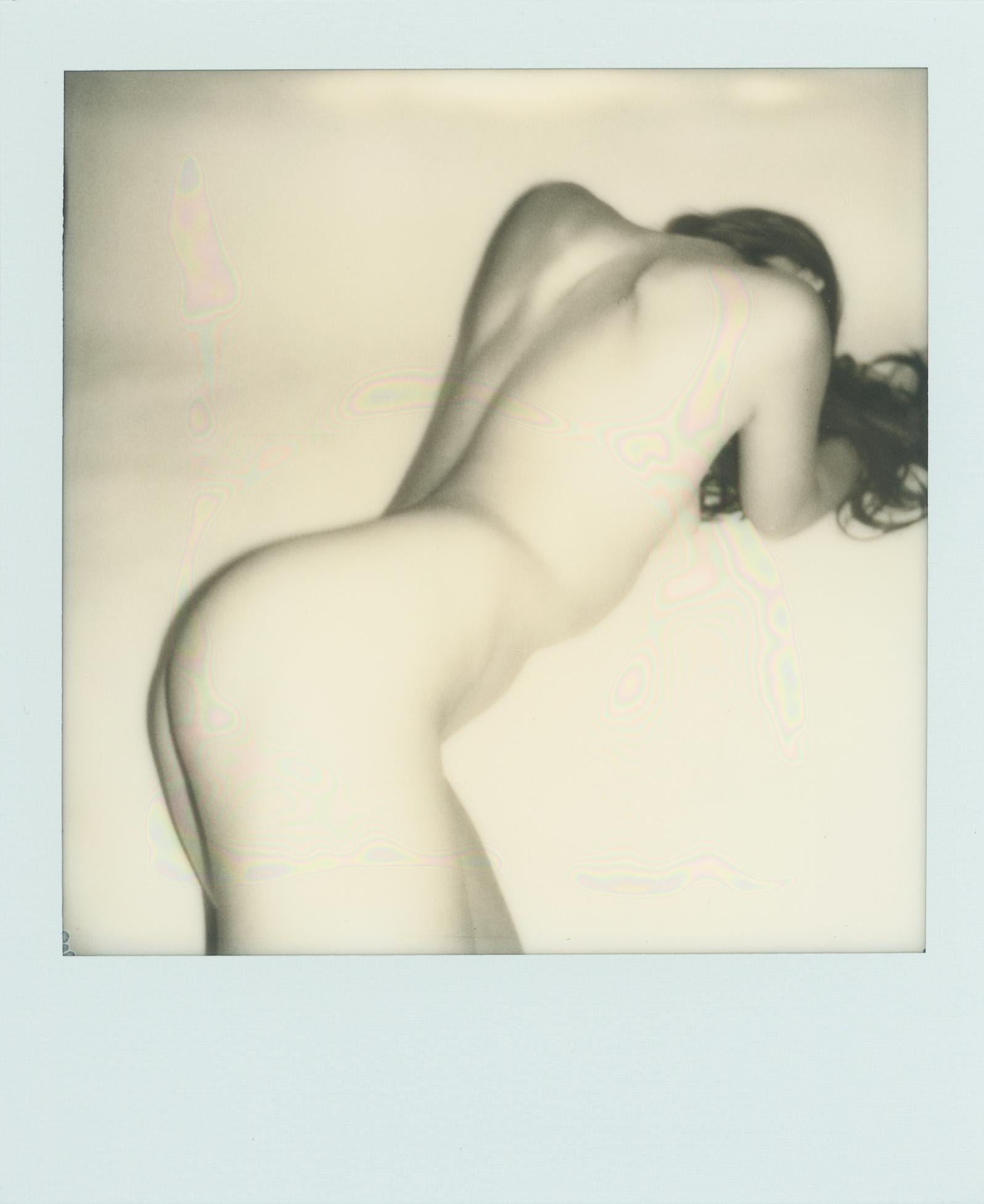 "Pola Girls 16" Original Polaroid / Unique piece by Larsen Sotelo 

4.2" x 3.5" inch - including white Polaroid frame
3.1" x 3,1" inch - image area

Comes with Acrylonitrile butadiene styrene (ABS) plastic frame

Numbered and hand signed by the