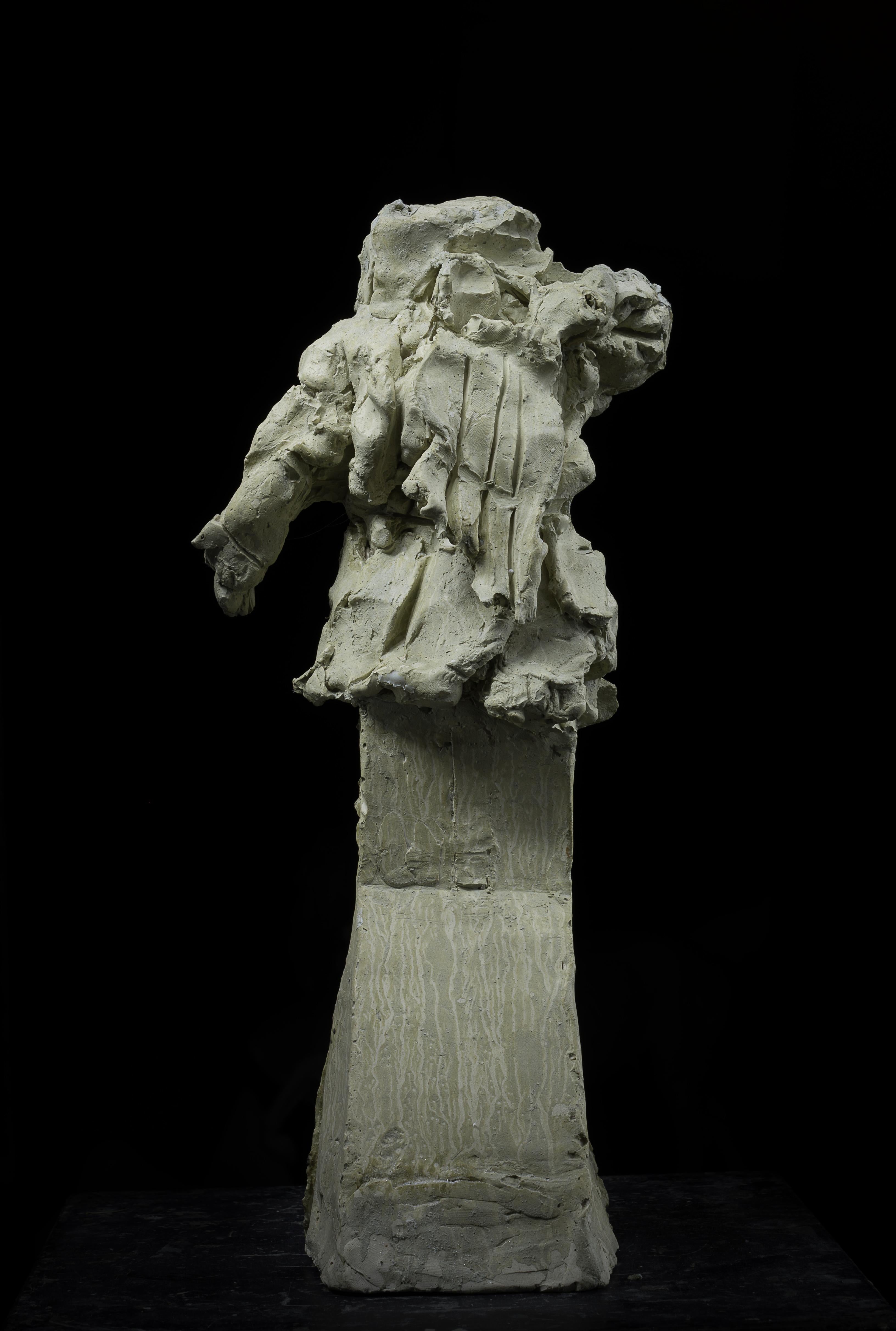 Scultura contemporanea russa di Alexander Sviyazov - Un ragazzo con la slitta, A. Winter in vendita 1