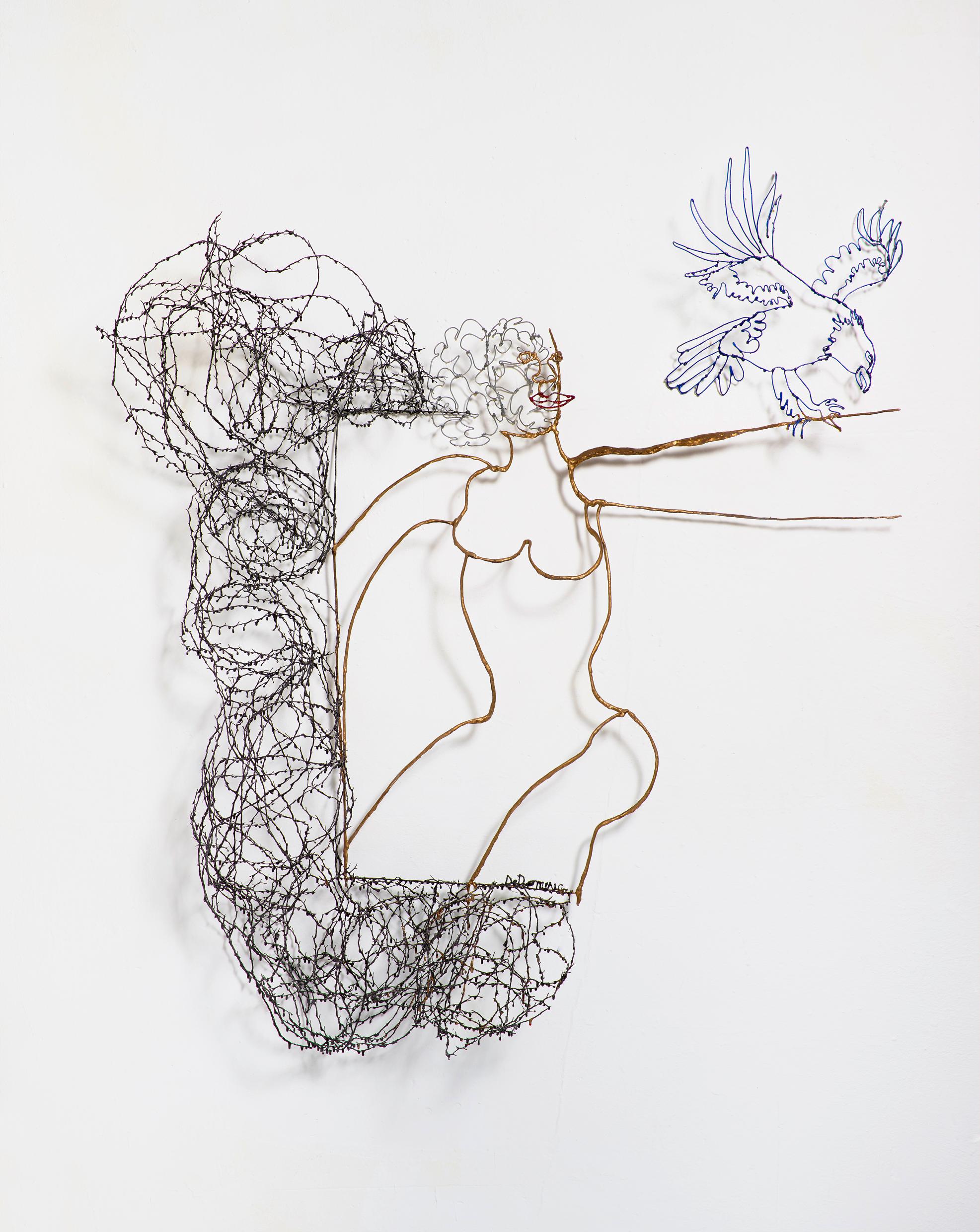 Beatrice de Domenico is a French sculptor born in 1956 who lives & works in Nice, France. She works between traditional sculpture, classical sculpture and teachings from Nouveaux Réalistes. 

The artist began to use wire to realize a skeleton for