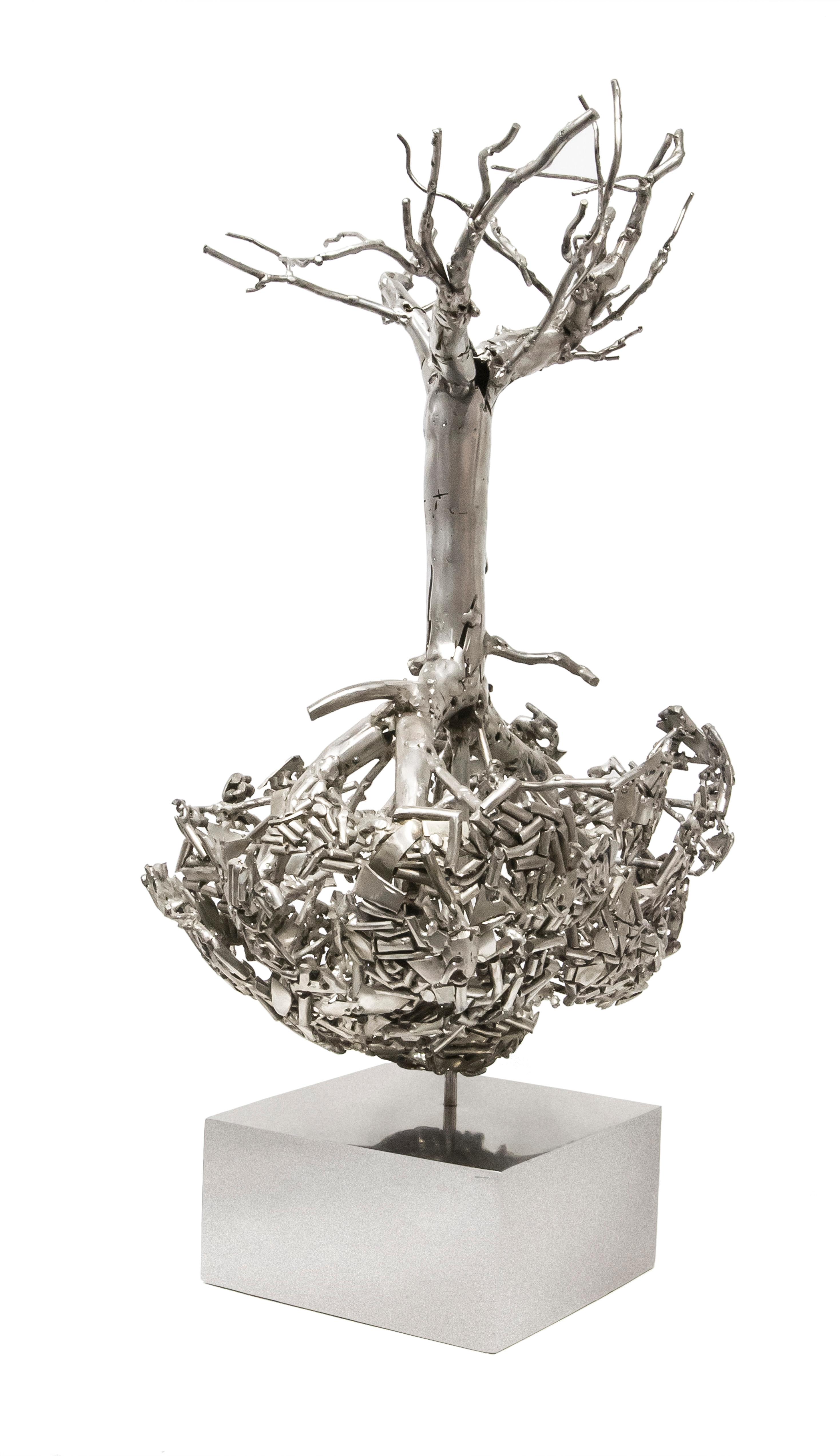 Invertido rbol - 21e siècle, contemporain, sculpture figurative, acier, arbre - Sculpture de Jordi Díez Fernández