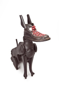 Perro Sentado - 21st Cent, Contemporary Sculpture, Figurative, Recycled Objects