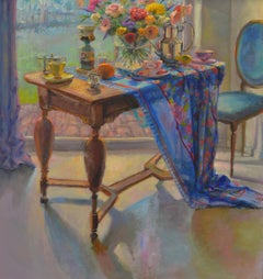 Tavolo con tovaglia blu in un giorno d'estate- Pittura contemporanea del XXI secolo