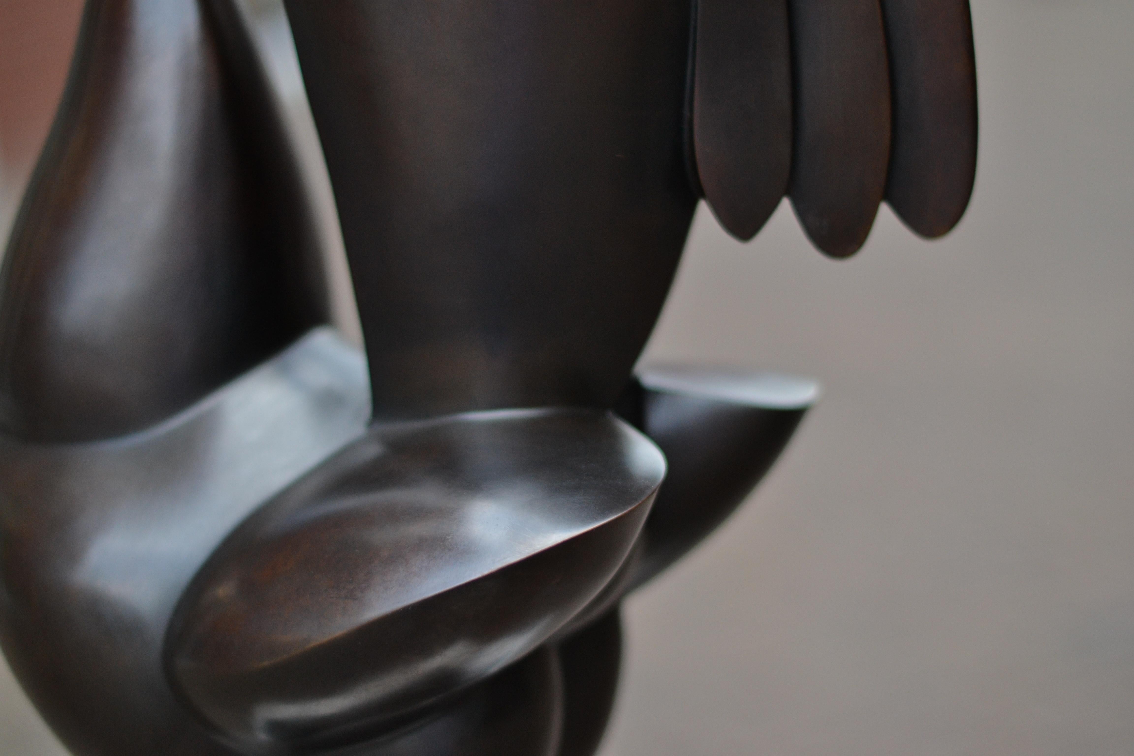 Pride - Frans van Straaten, 21st Century Contemporary Bronze Sculpture For Sale 4