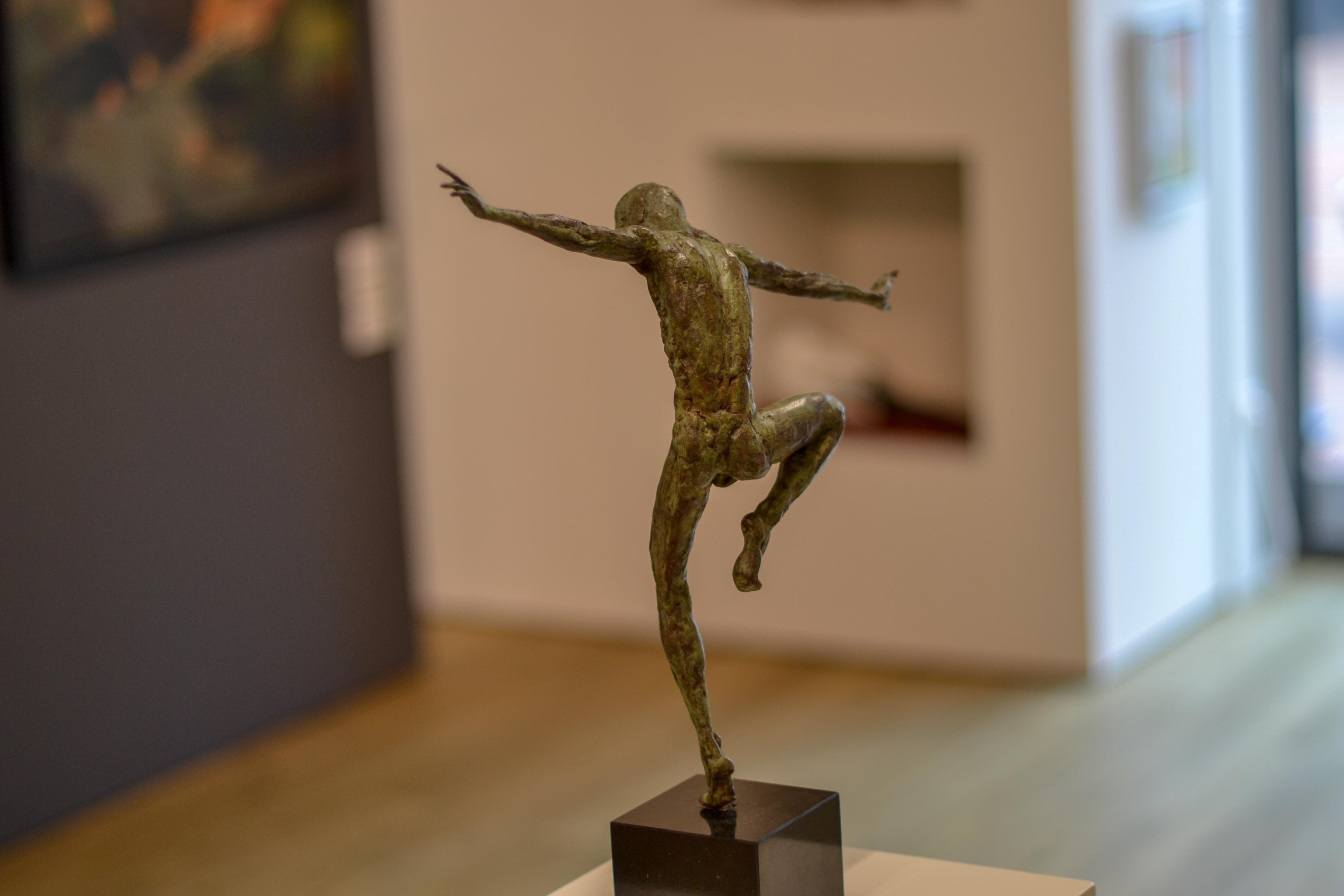 Fourth Dancer - 21st Century Bronze Sculpture by Dutch Martijn Soontiens 6
