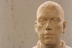 Homme debout, sculpture en bois contemporaine du 21e siècle de Pedro Quesada Sierra