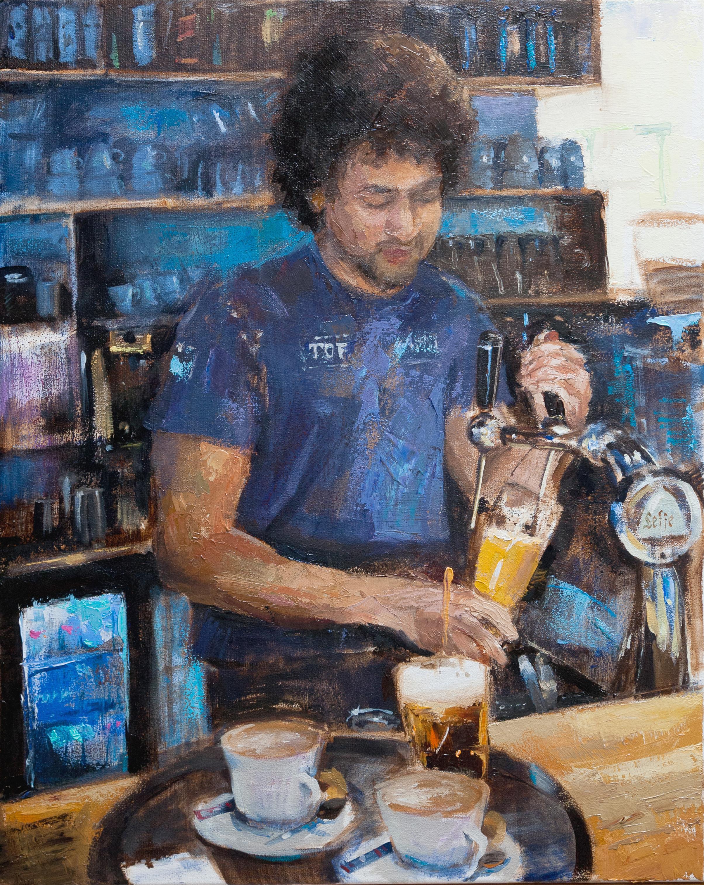 Erik van Elven Interior Painting – Cheers - Zeitgenössisches Ölgemälde des 21. Jahrhunderts mit einem Barkeeper, der ein Bier einschenkt