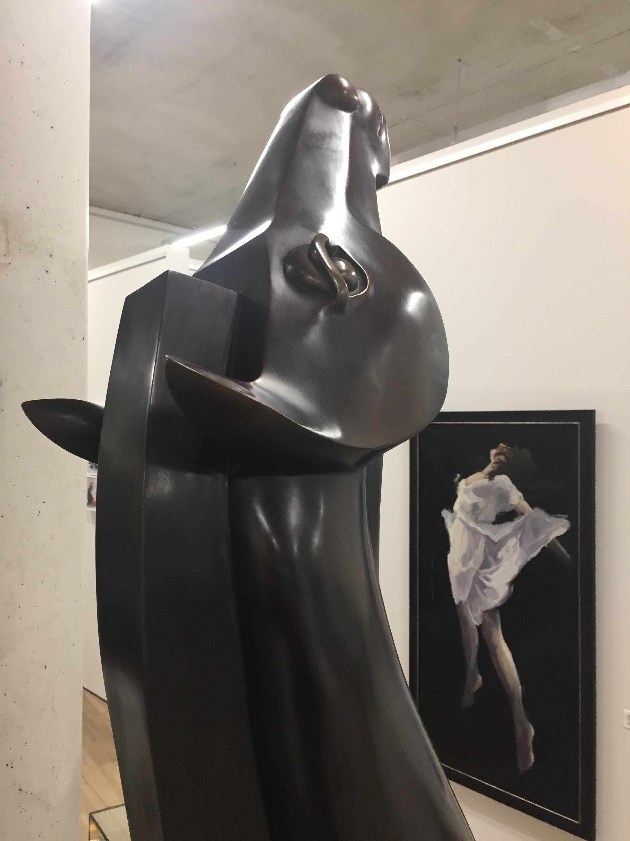 Prima Donna, 21st Century Contemporary Bronze Horse Sculpture Frans van Straaten 2