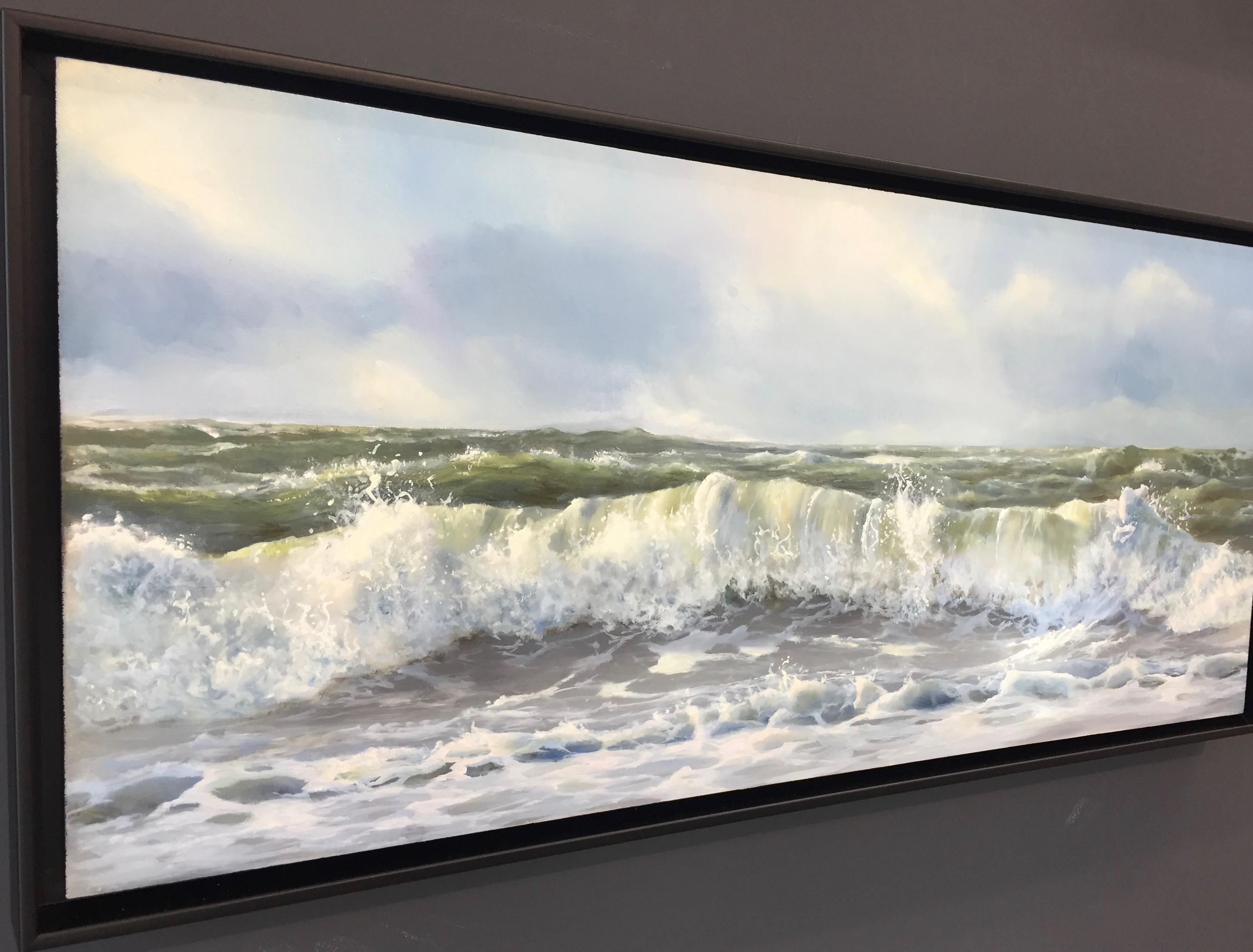 Surf - Pittura ad olio contemporanea del 21° secolo con paesaggio marino e onde - Figurative Painting Grigio di Gelos Michailidis