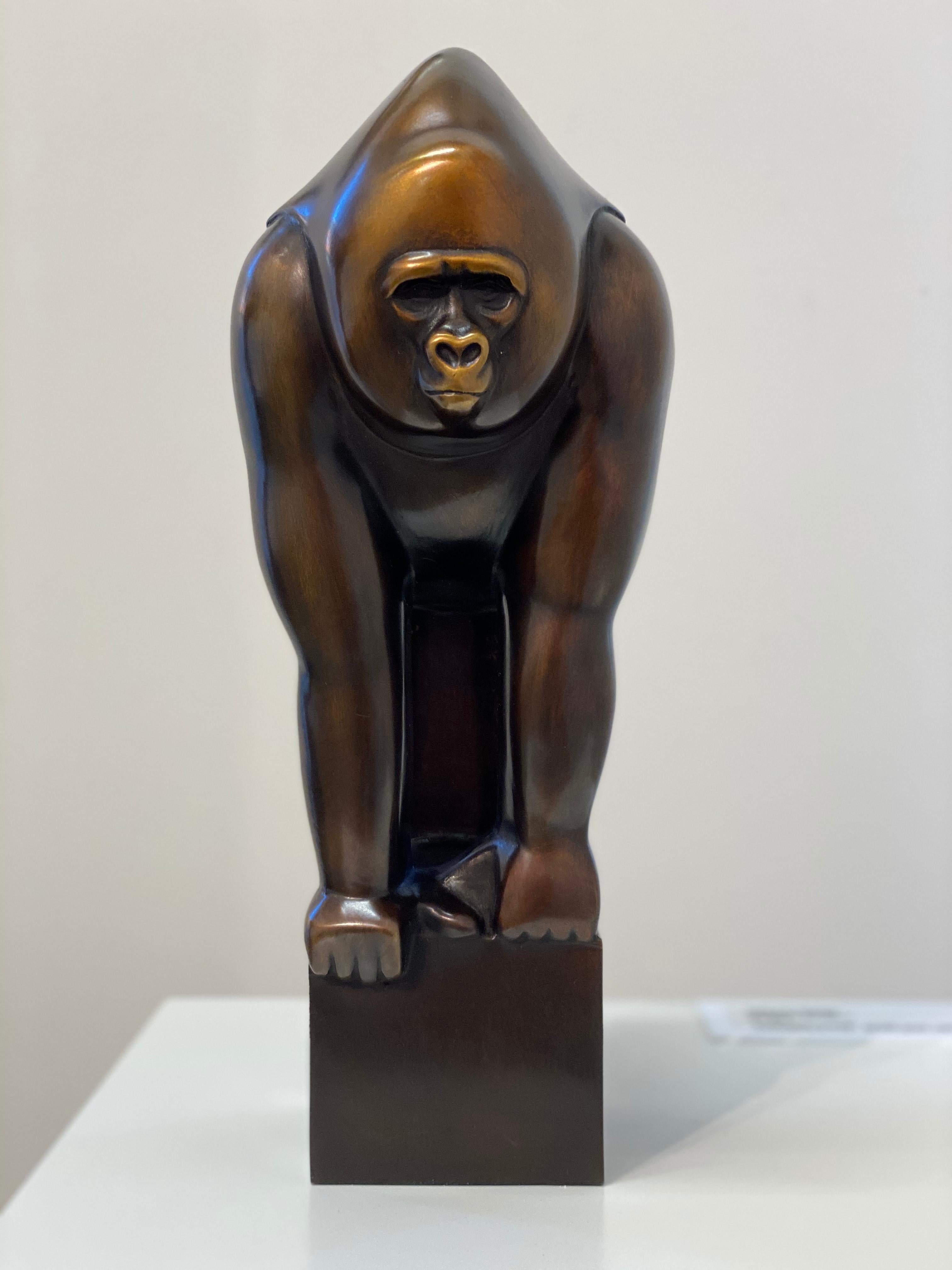 Frans van Straaten Figurative Sculpture - Gorilla- 21st Century Dutch Bronze sculpture of a Gorilla