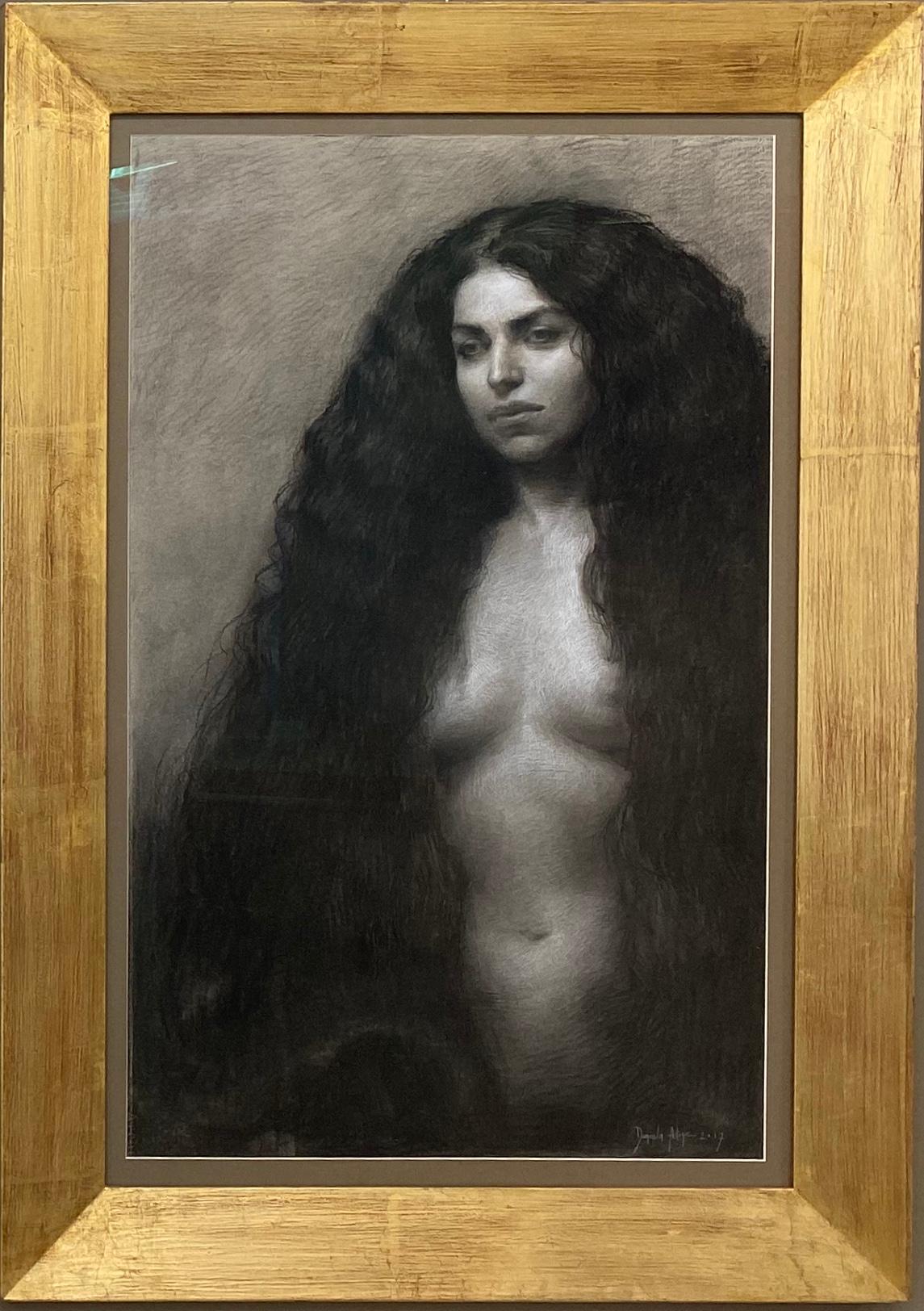 Scilla, dessin au fusain italien du 21e siècle représentant une femme nue par Daniela Astone en vente 1