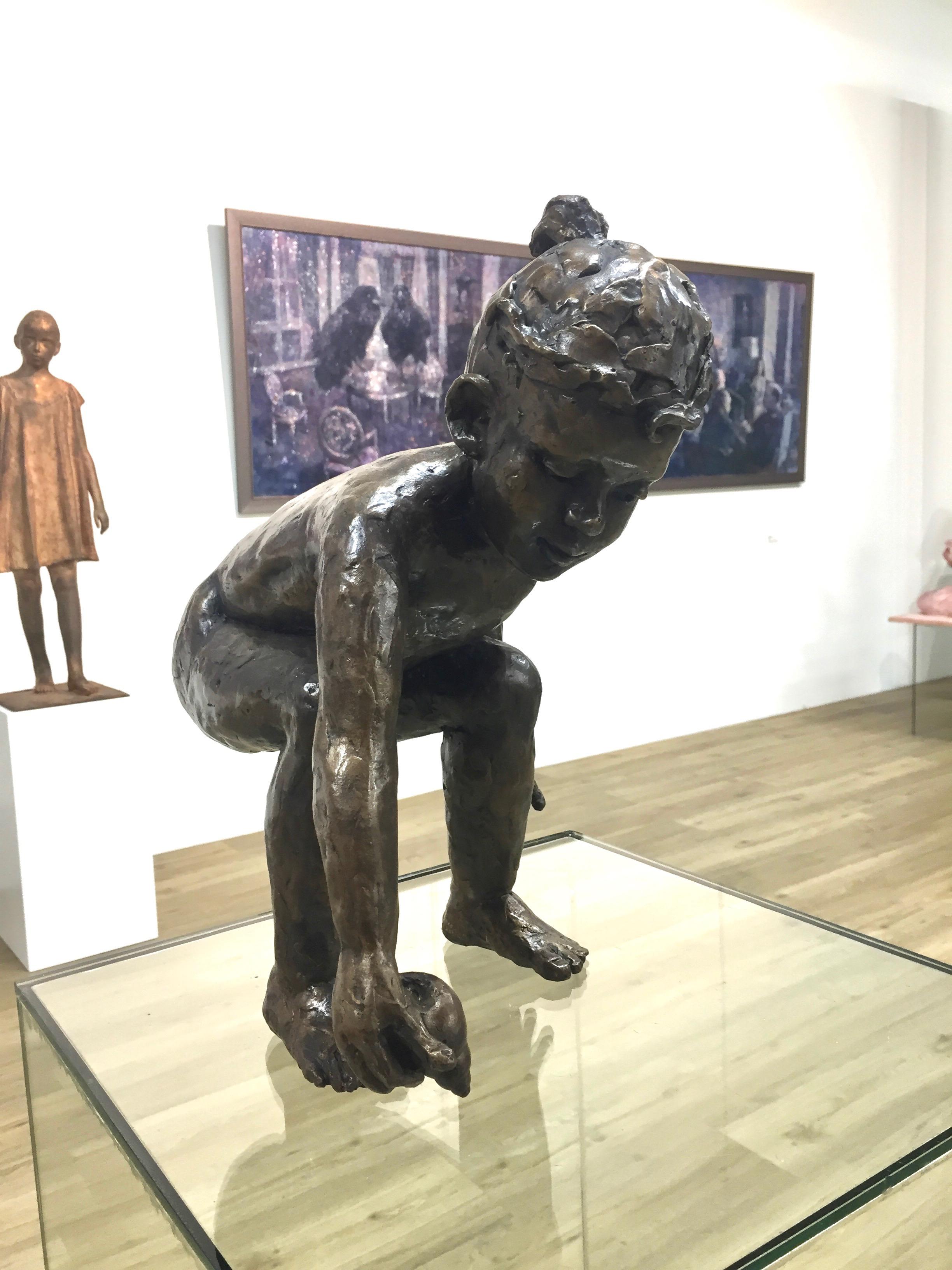 Mouvement en bronze
On peut à juste titre qualifier Romee Kanis de vieille connaissance de la Calle, puisque son travail était régulièrement présenté à la galerie jusqu'à il y a quelques années. Nous rétablissons cette tradition dans l'honneur. Nous