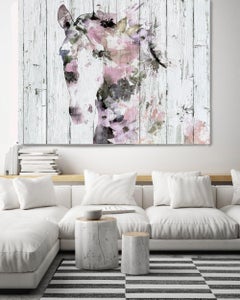 Peinture technique mixte sur toile « Horse Farmhouse » rose, violette et blanche 122 x 91 cm