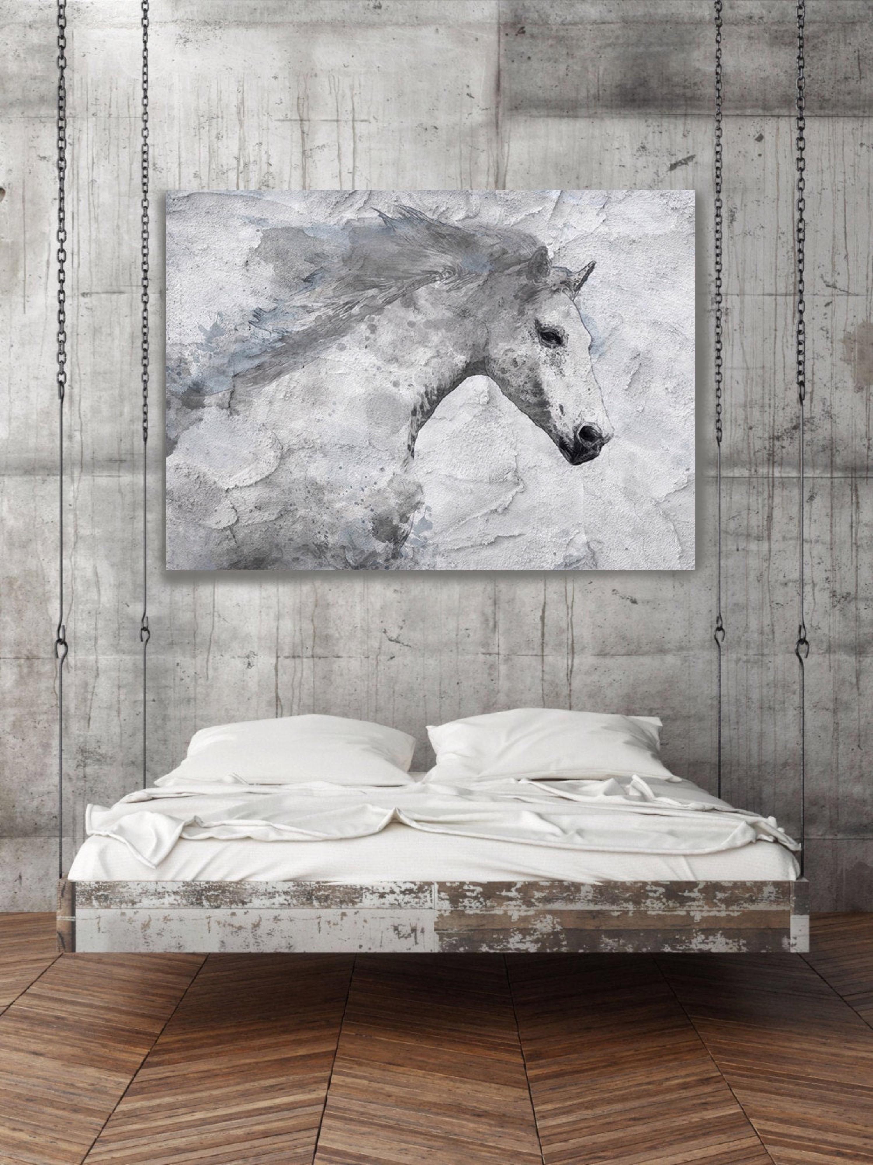 Blaues Himmelpferd Weißes Pferd Mixed Media auf Leinwand Irena Orlov im Angebot 1