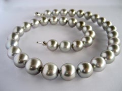 Luxurious Grey Tahitian Pearl 18" necklace by Susan Kun