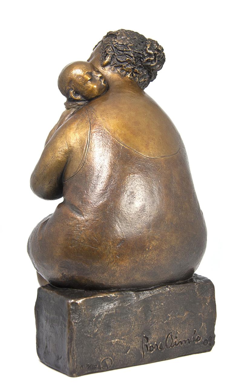 The essence of Rose-Aimée and her charming bronze sculptures is about being in the present moment. Her creative process is a celebration of life and her work radiates romantic joy. Rose-Aimée's rounded figures represent her uncanny ability to create