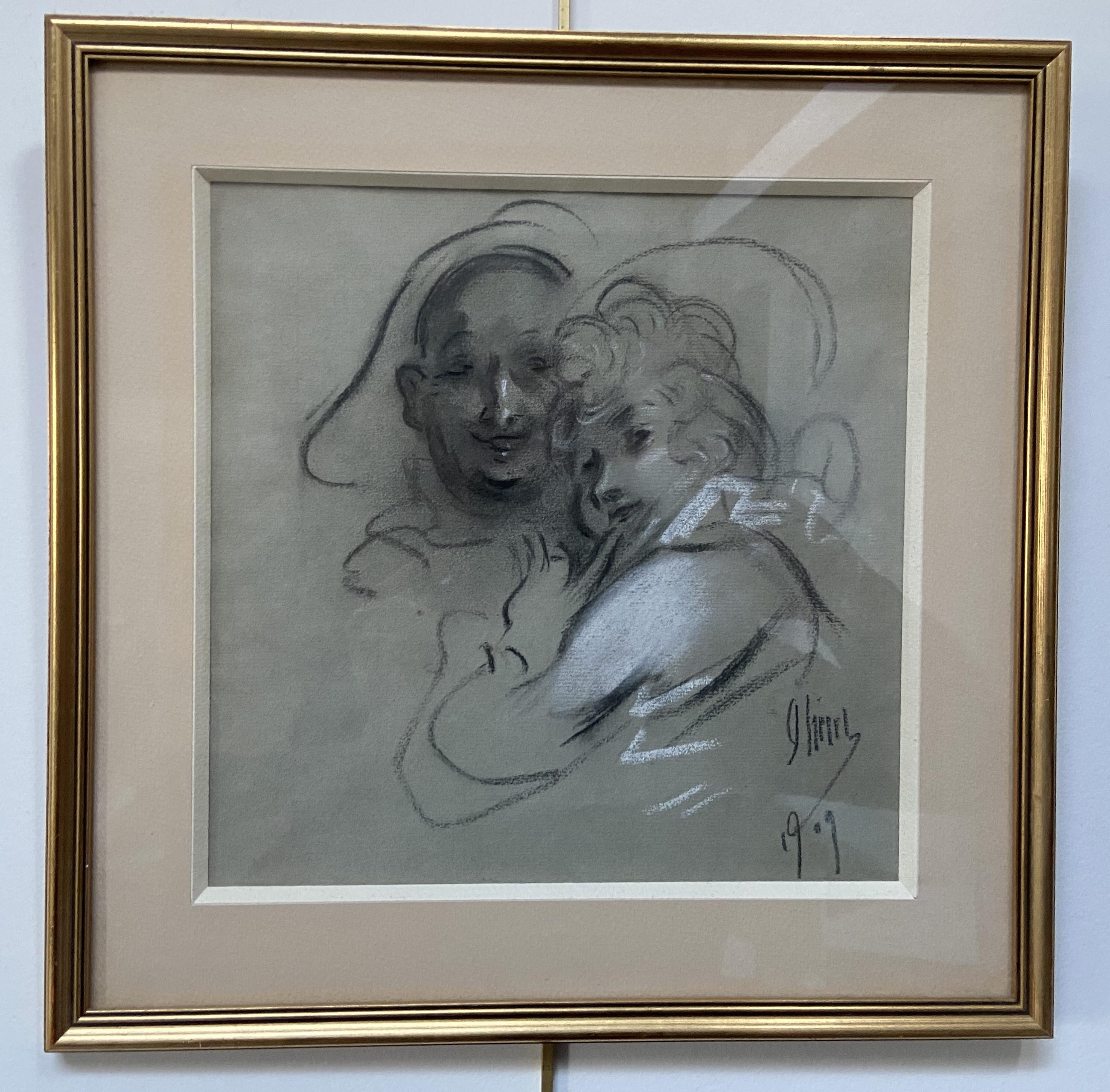 Jules Cheret (1836-1932) 
Ein Paar, 1909
signiert und datiert unten rechts
Holzkohle  und Erhöhungen aus weißer Kreide
23 x 23 cm
Gerahmt unter Glas : 33,8 x 33,8 cm

Dieses Werk ist sehr repräsentativ für die Kunst von Jules Chéret, voller Zartheit