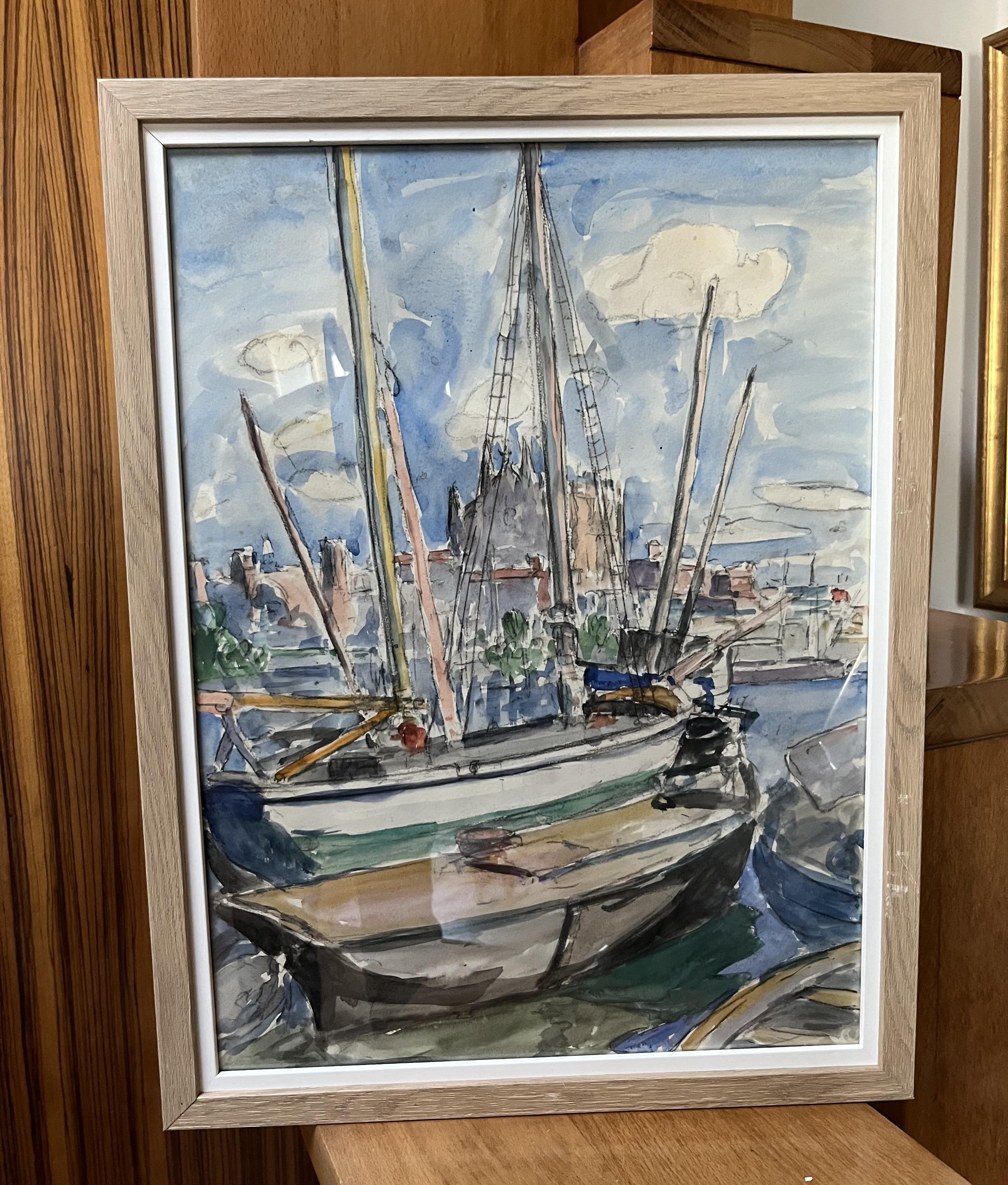 Escuela Moderna, Mediados del siglo XX
Barcos en Palma de Mallorca
Acuarela sobre papel
50 x 36,5 cm
Enmarcado : 56,5 x 43 cm

La característica silueta de la fachada de la catedral de Palma de Mallorca permite identificar, a primera vista, el