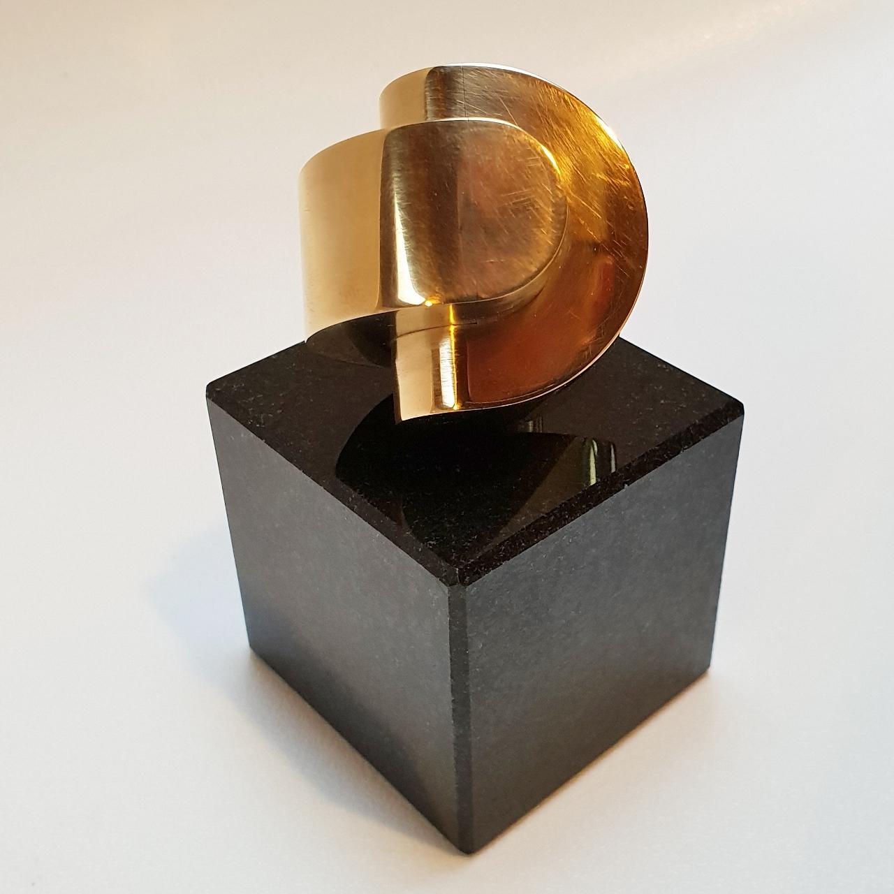 Strength - contemporary modern abstract geometric miniature brass sculpture - Abstract Geometric Sculpture by Henk van Putten