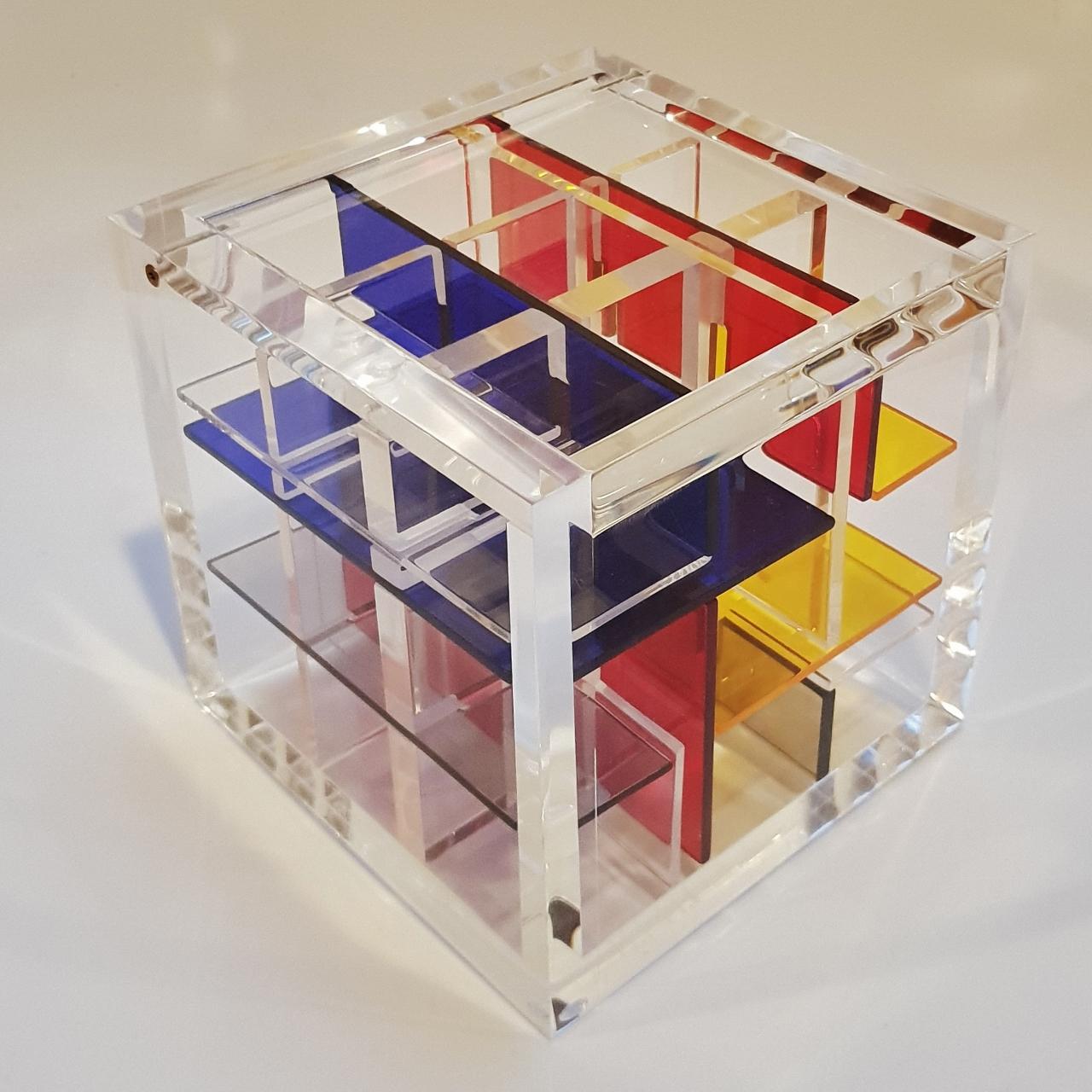 Homage to De Stijl - contemporary modern abstract geometric cube sculpture - Abstract Geometric Sculpture by Haringa + Olijve