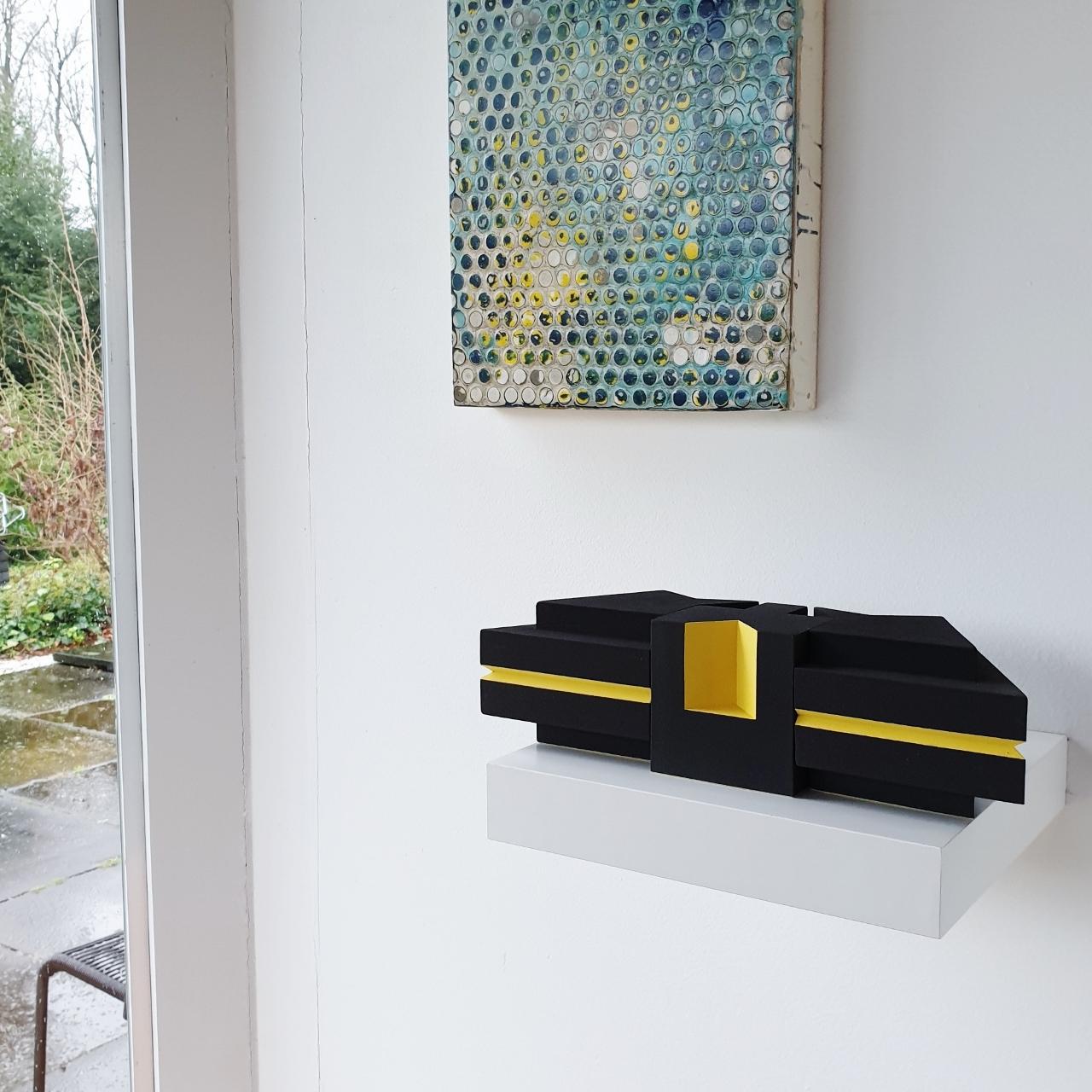 1202-03 yellow - contemporary modern abstract geometric ceramic object sculpture - Sculpture by Let de Kok