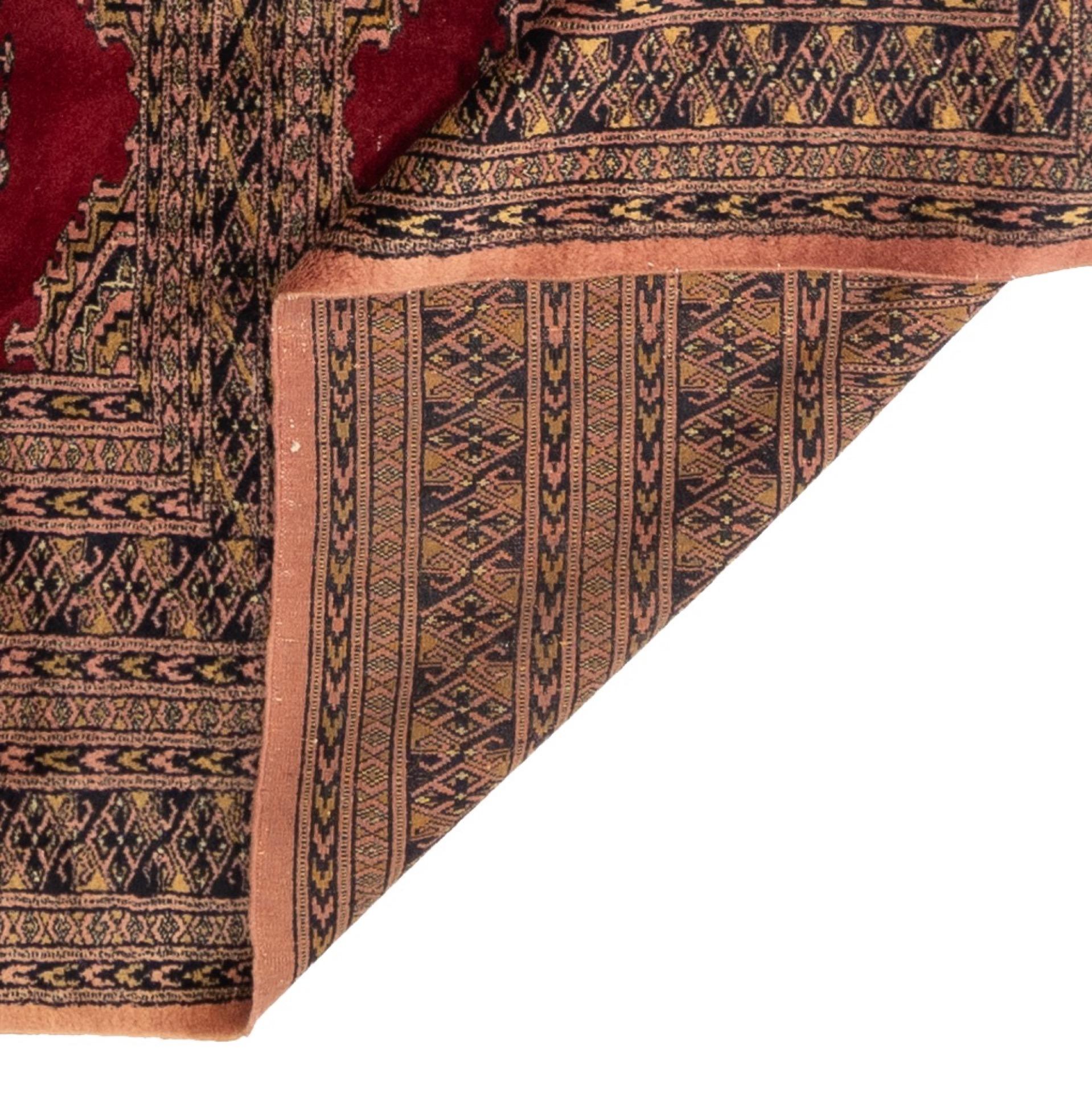 Tapis persan BUCHARA 2 - Design luxueux avec motifs géométriques complexes - Abstrait Mixed Media Art par Unknown