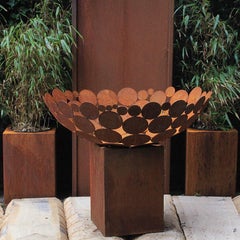 Firepit Bowl - Diameter 80cm - Unique Modern Outdoor Ornament - Stefan Traloc