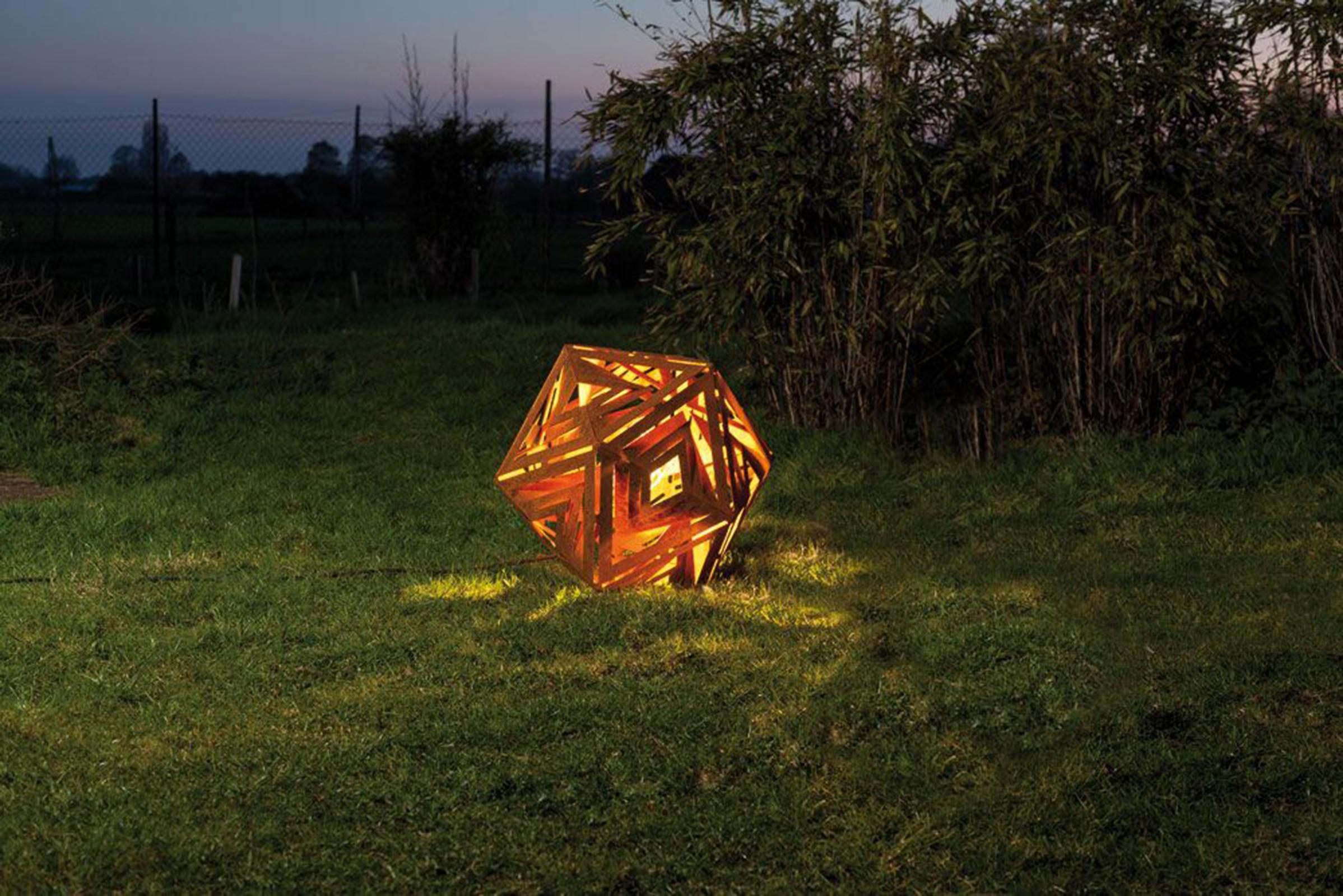 Contemporary Outdoor Sculptures 103 For Sale on 1stDibs