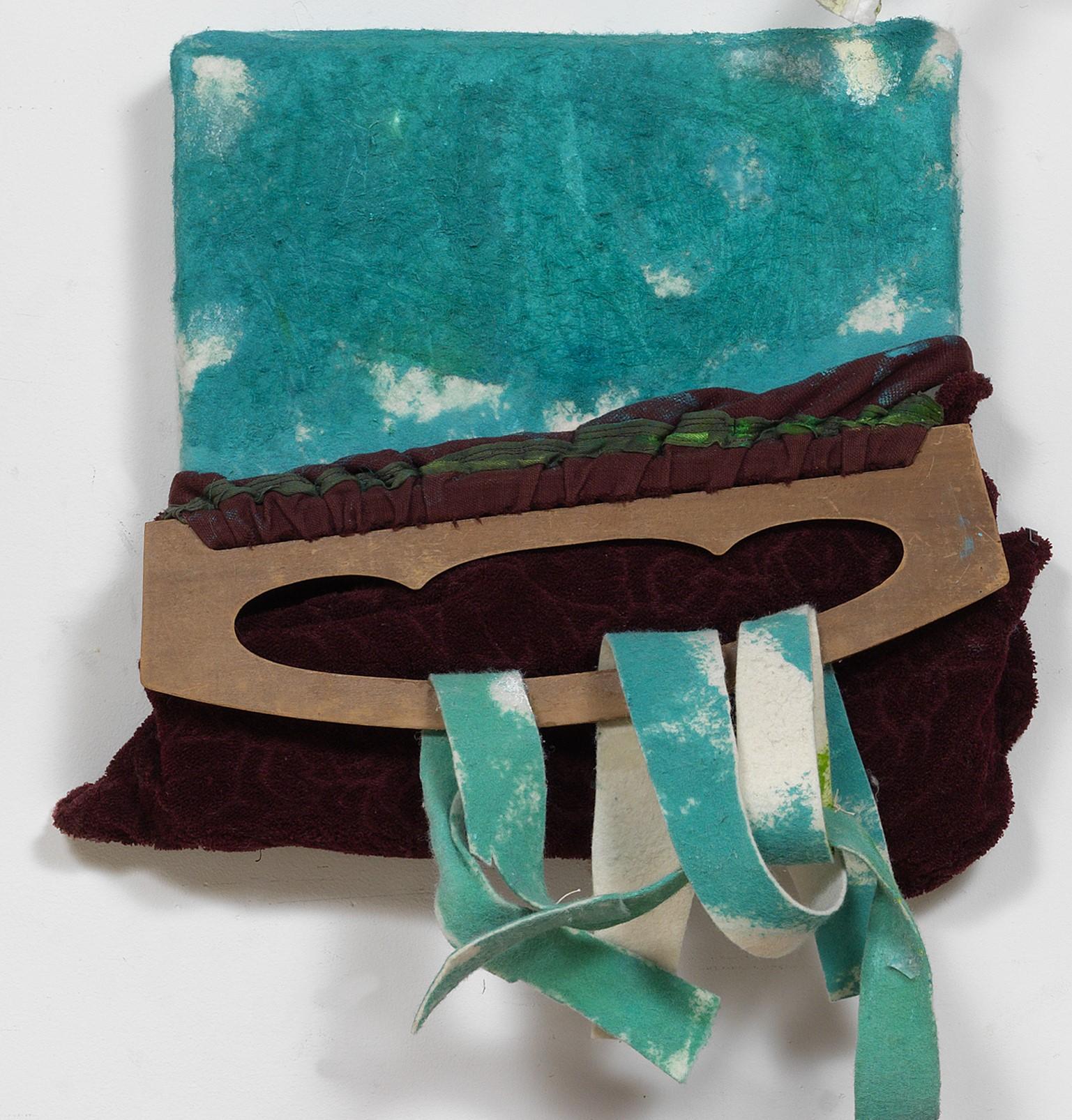 Genten/Color - Fabric and mixed media sculptures, bold colors, varying textures For Sale 3