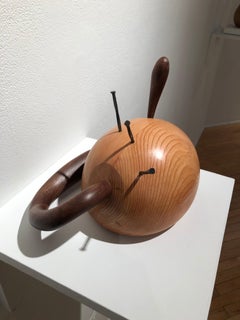 3 Nails, organic sculpture in wood