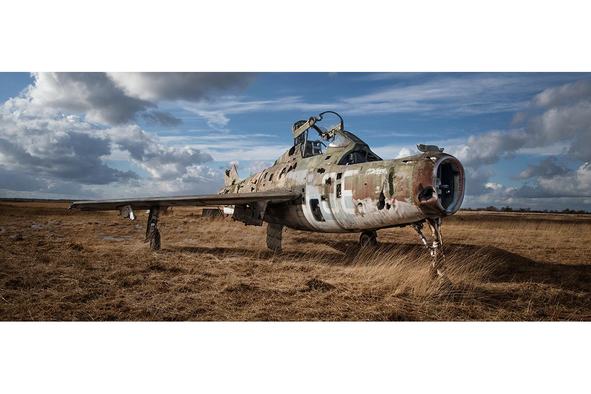 Daan Oude Elferink Color Photograph - The Aviator - Limited Edition of 8 pcs - Fine Art Print hand coated by epoxy 