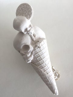 Double Scoop - Original Porcelain Sculpture by Jacqueline Tse - Skull