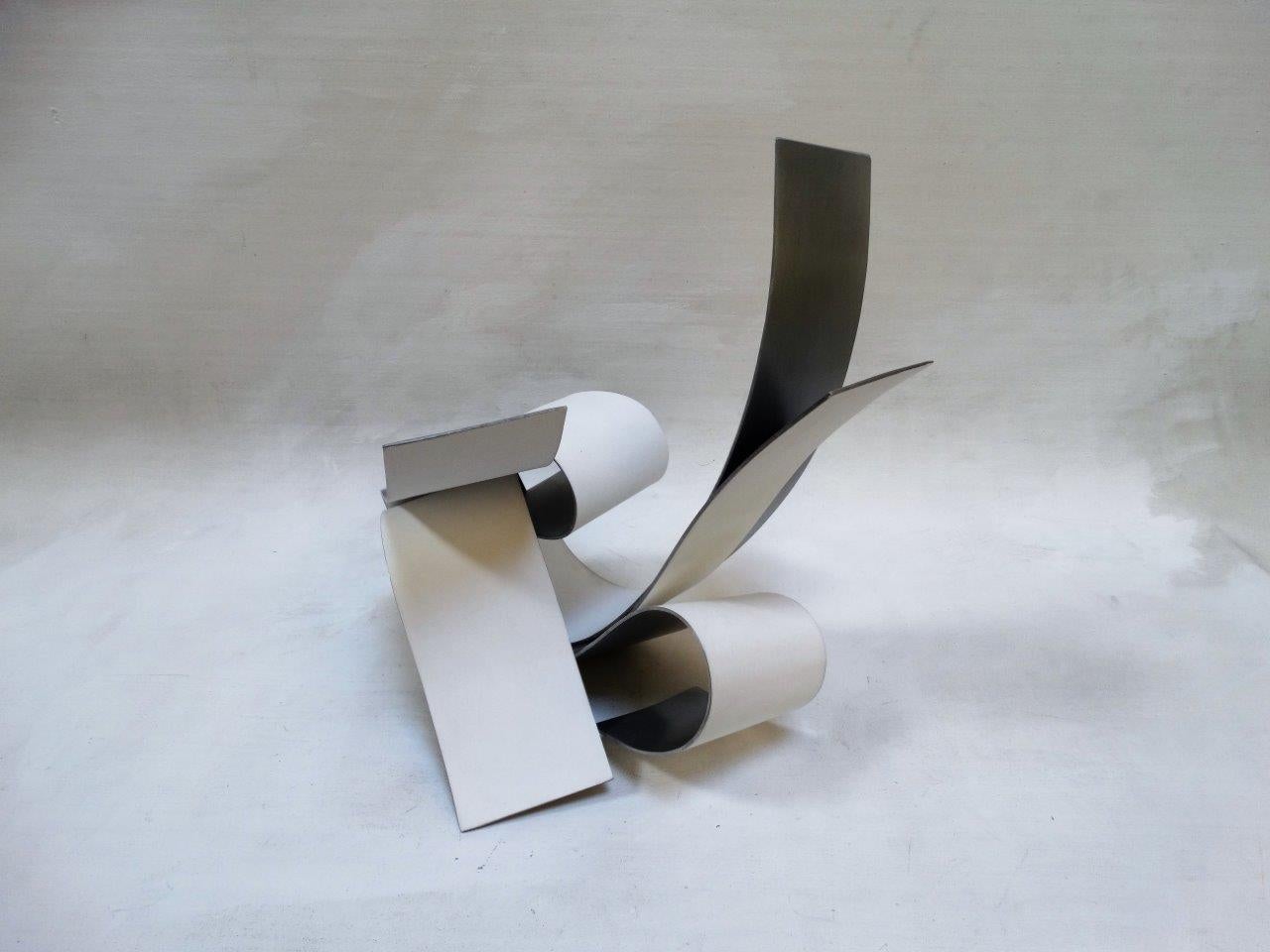 Acull IV - Metal, Abstract Sculpture, Contemporary, Art, Silver, Rafael Amorós For Sale 2