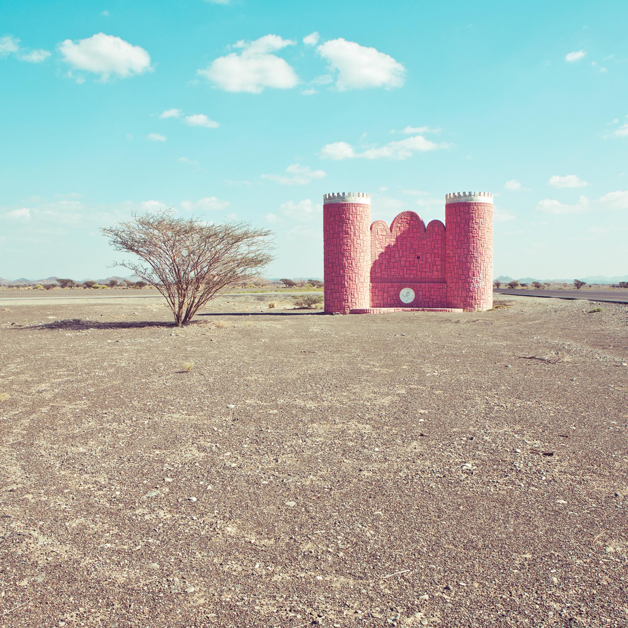 Roger Grasas is a photographer originally from Barcelona, winner of "Descubrimientos" (Discovery) award of PhotoEspaña. Since the beginning of his career he has participated as a photographer in a variety of documentaries and cooperative projects