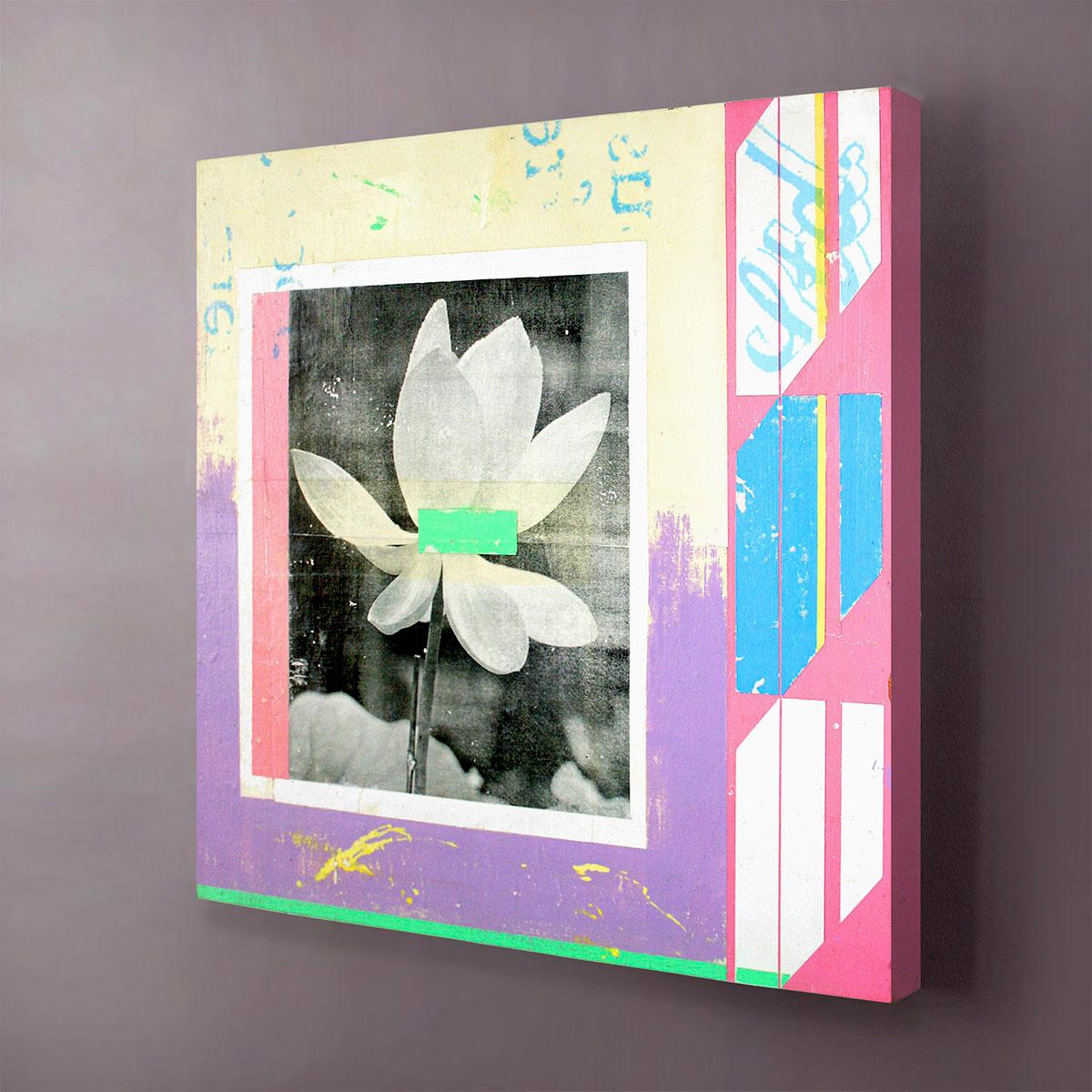 Lotus -  Collage, Mixed Media, Flowers, Vintage, Contemporary, Art, Kareem Rizk For Sale 2