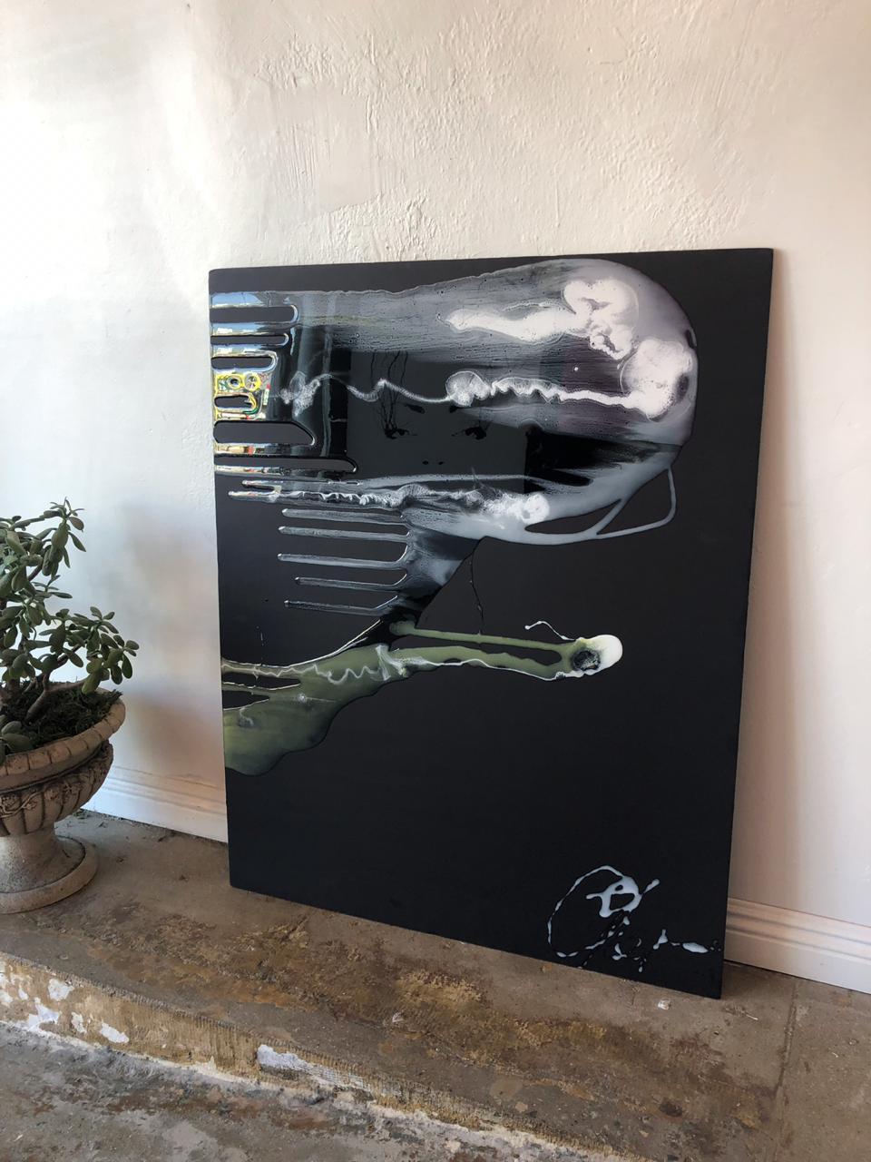 Spermatozoo - arte d'astrazione, realizzato in nero, bianco e giallo - Abstract Drawing Nero di Lena Cher