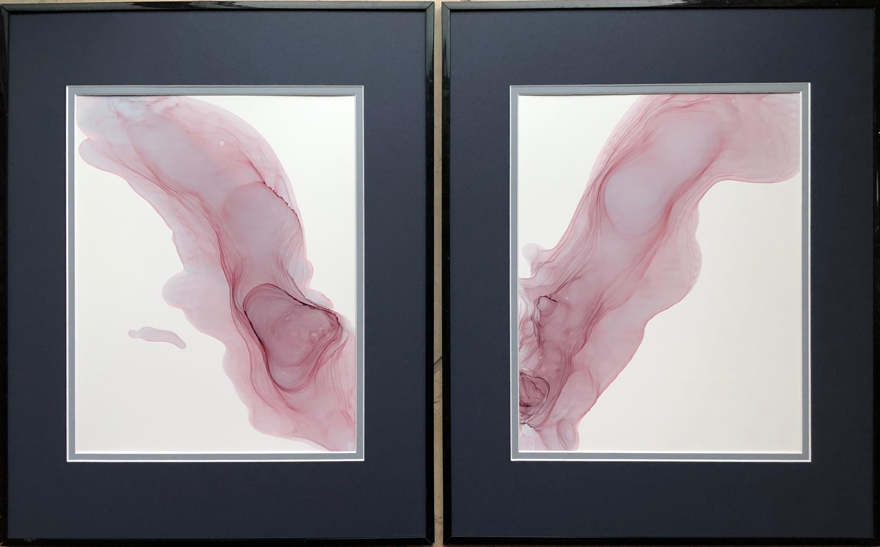 Wings - abstraktes Gemälde, in rosa, blassblauer Farbe gefertigt (Schwarz), Abstract Drawing, von Mila Akopova