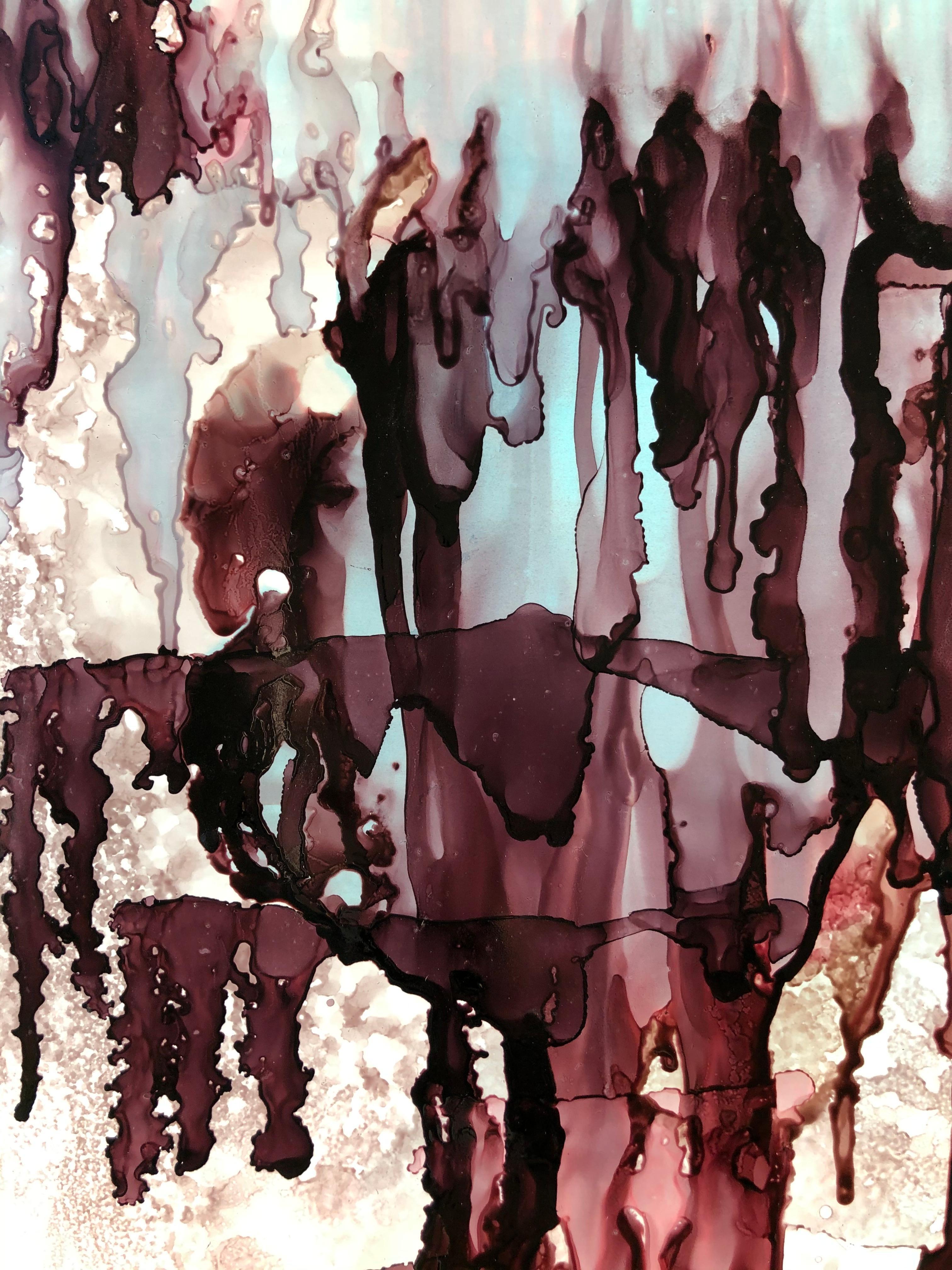 Art Colorfall III -abstraction, réalisé en rouge grenat, bleu clair, couleur aubergine en vente 1